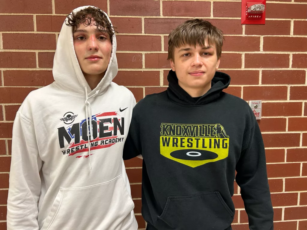 Knoxville And PCM Qualify Wrestlers To State Meet - Vimarsana News