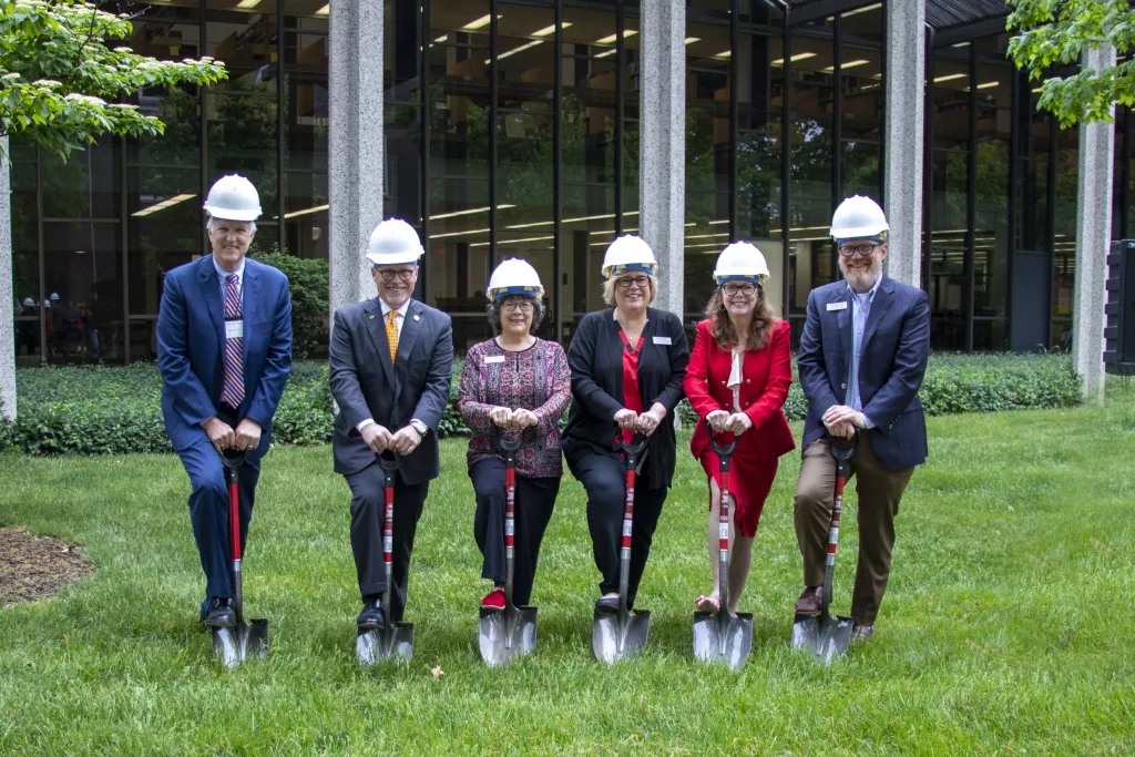 Simpson College Holding Dedication Ceremony for Dunn Library - Vimarsana News