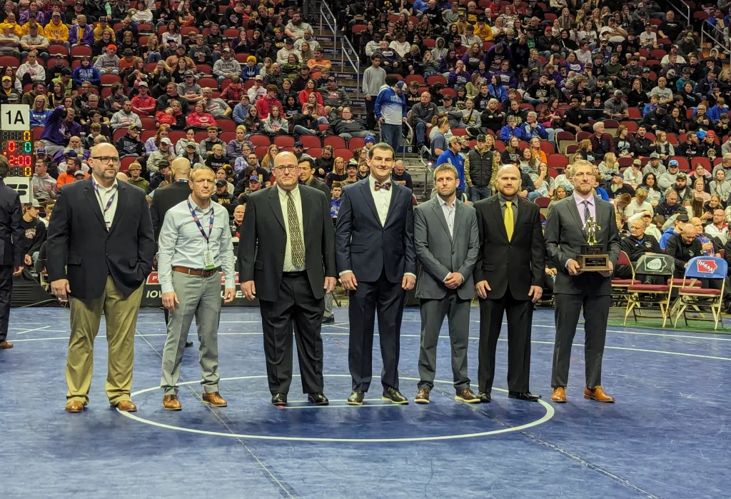 Indianola Boys Wrestling Coaches Named the 3A Wrestling Staff of the Year - Vimarsana News