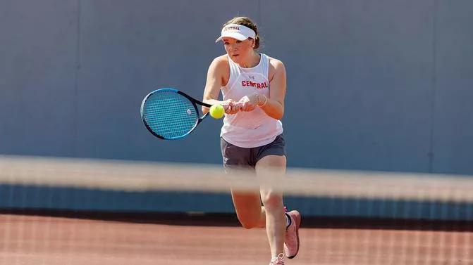 central-womens-tennis-5