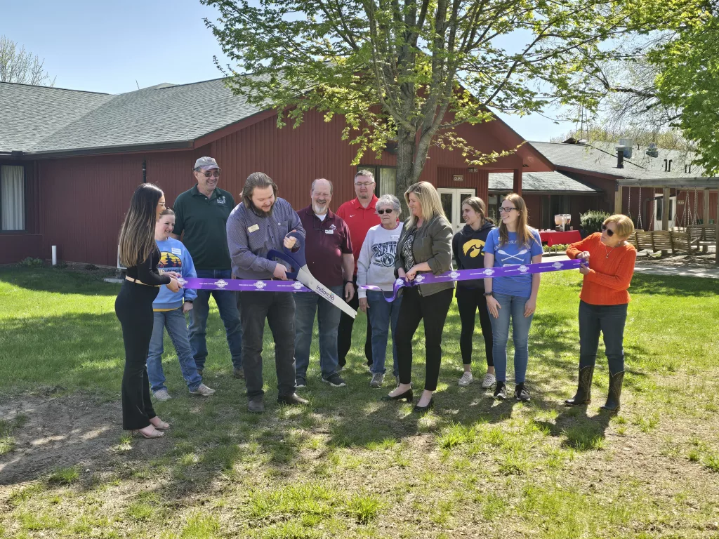Indianola Chamber Holds Ribbon Cutting for Wesley Woods Camp - Vimarsana News