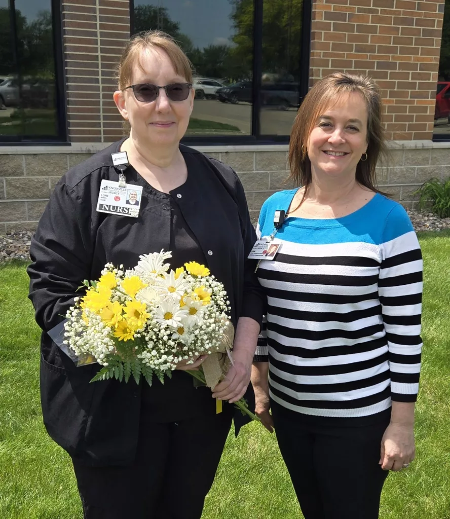 Knoxville Hospital and Clinics Awards Annual DAISY Award to Lori Mallory, RN - Vimarsana News