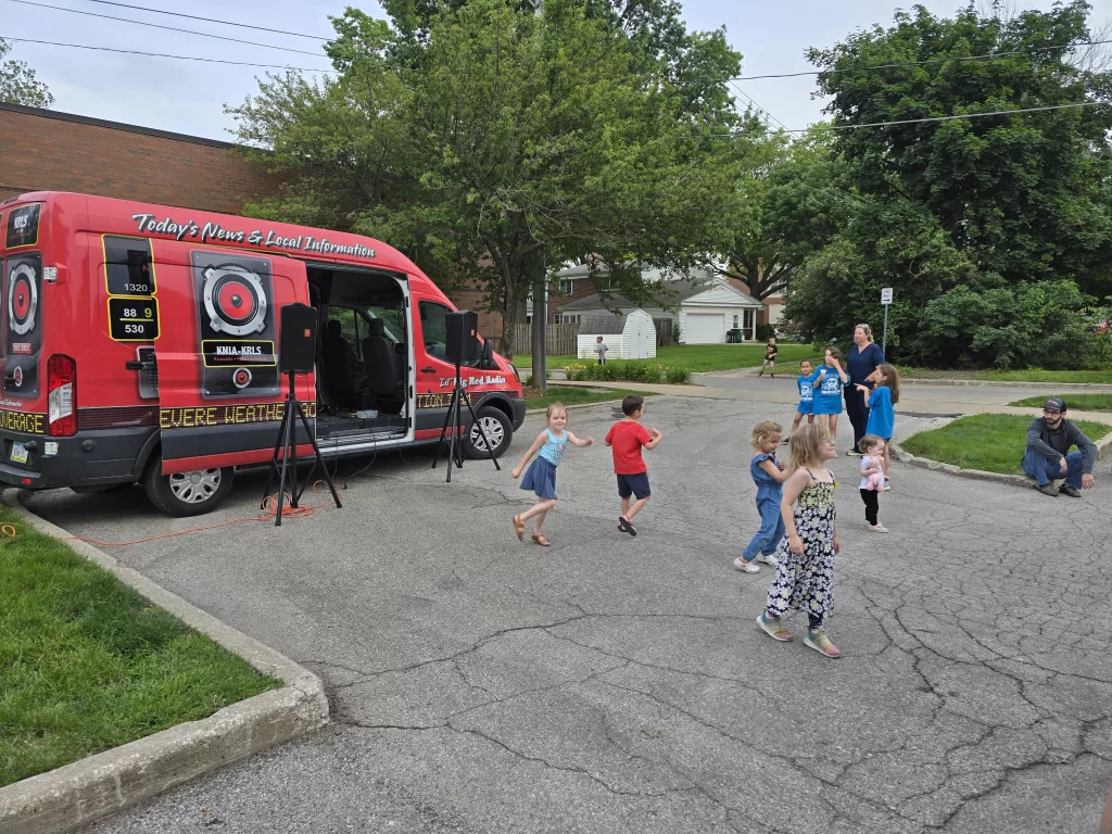 Indianola Library Hosts Hundreds for Annual Summer Bash - Vimarsana News