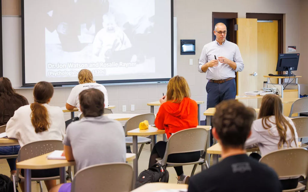 central-college-shawn-wick-classroom