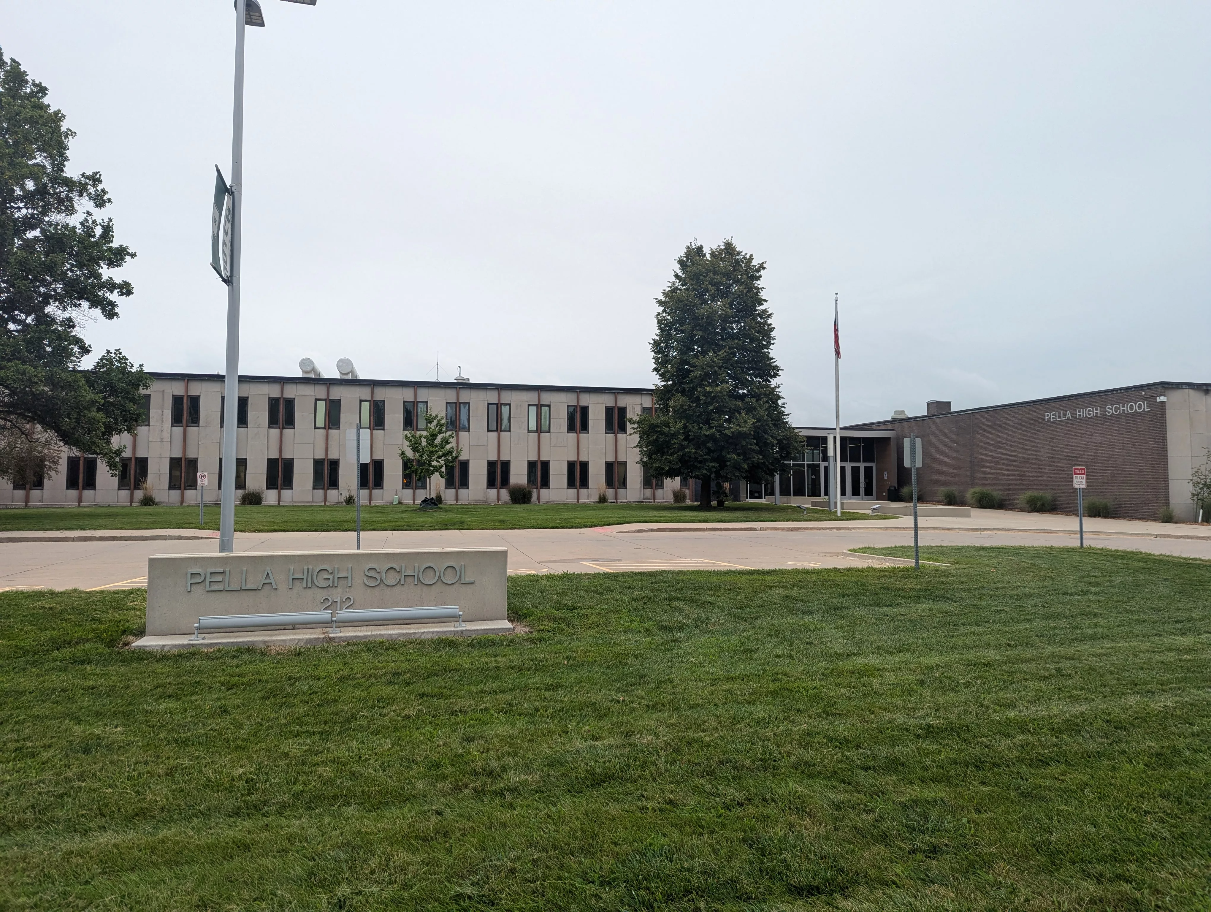 pella-high-school-60