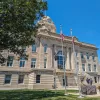 courthouse_grounds_41639