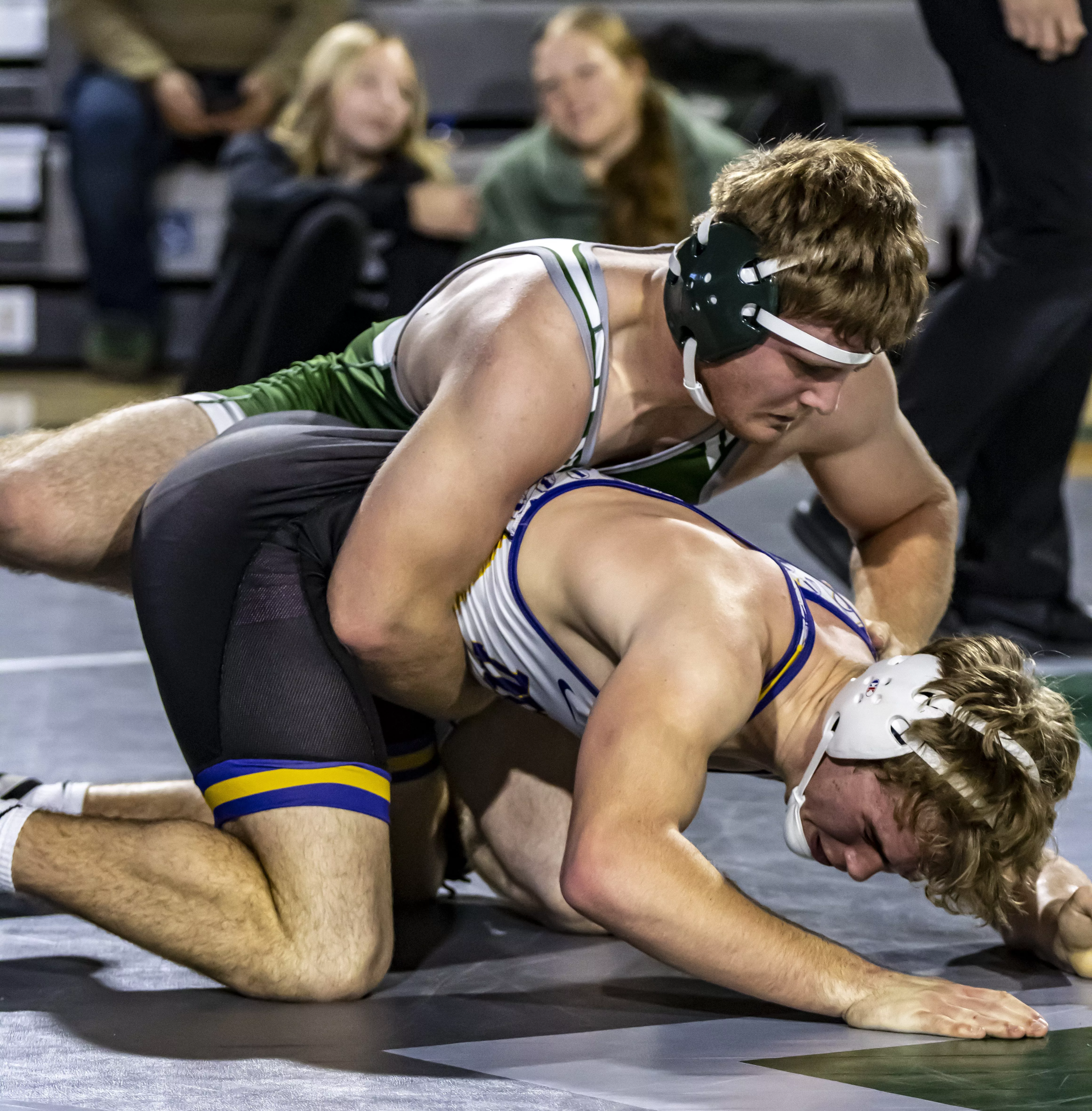 pella-vs-indianola-boys-wrestling_150