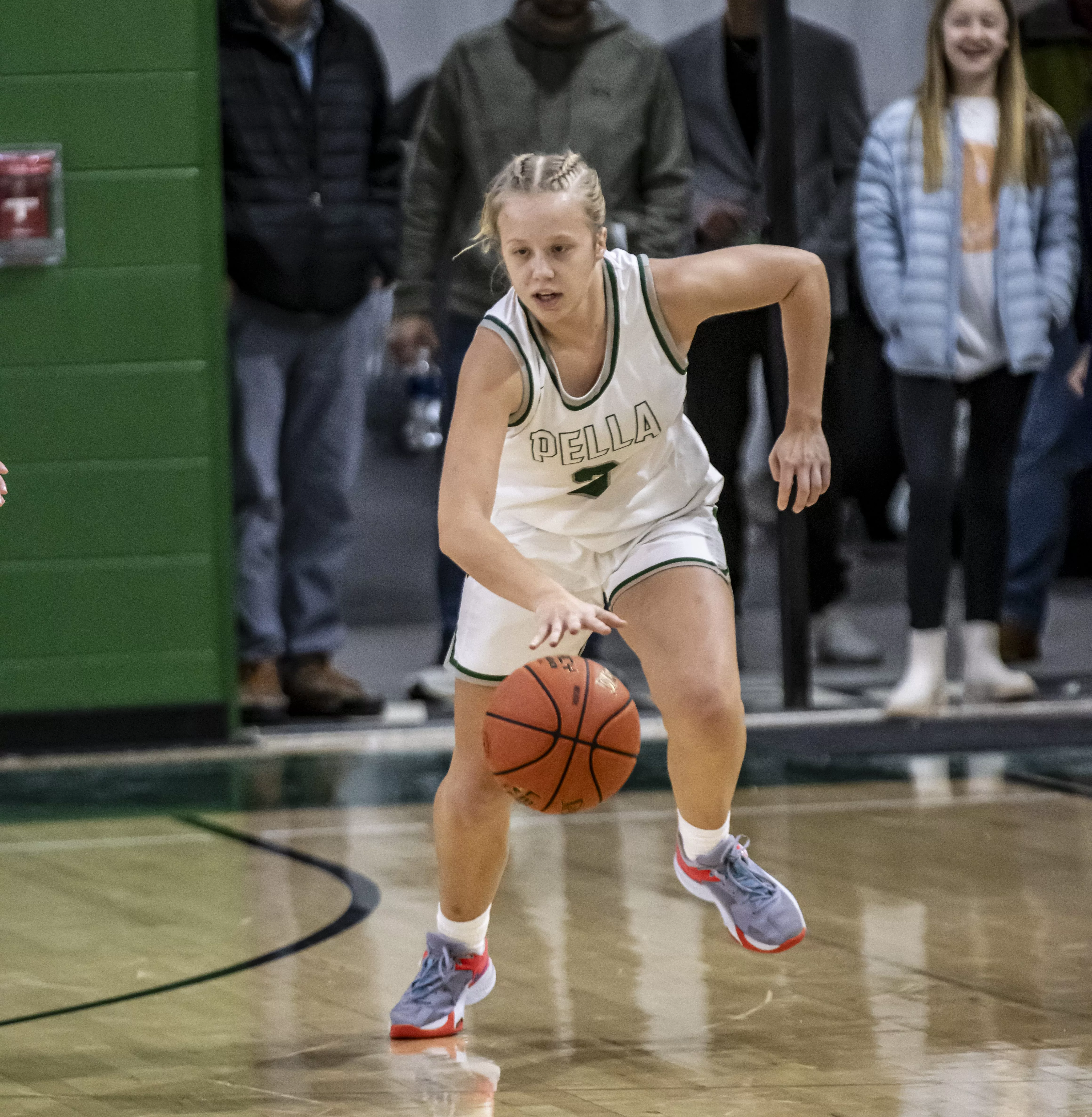 pella-girls-basketball-vs-carlisle_065