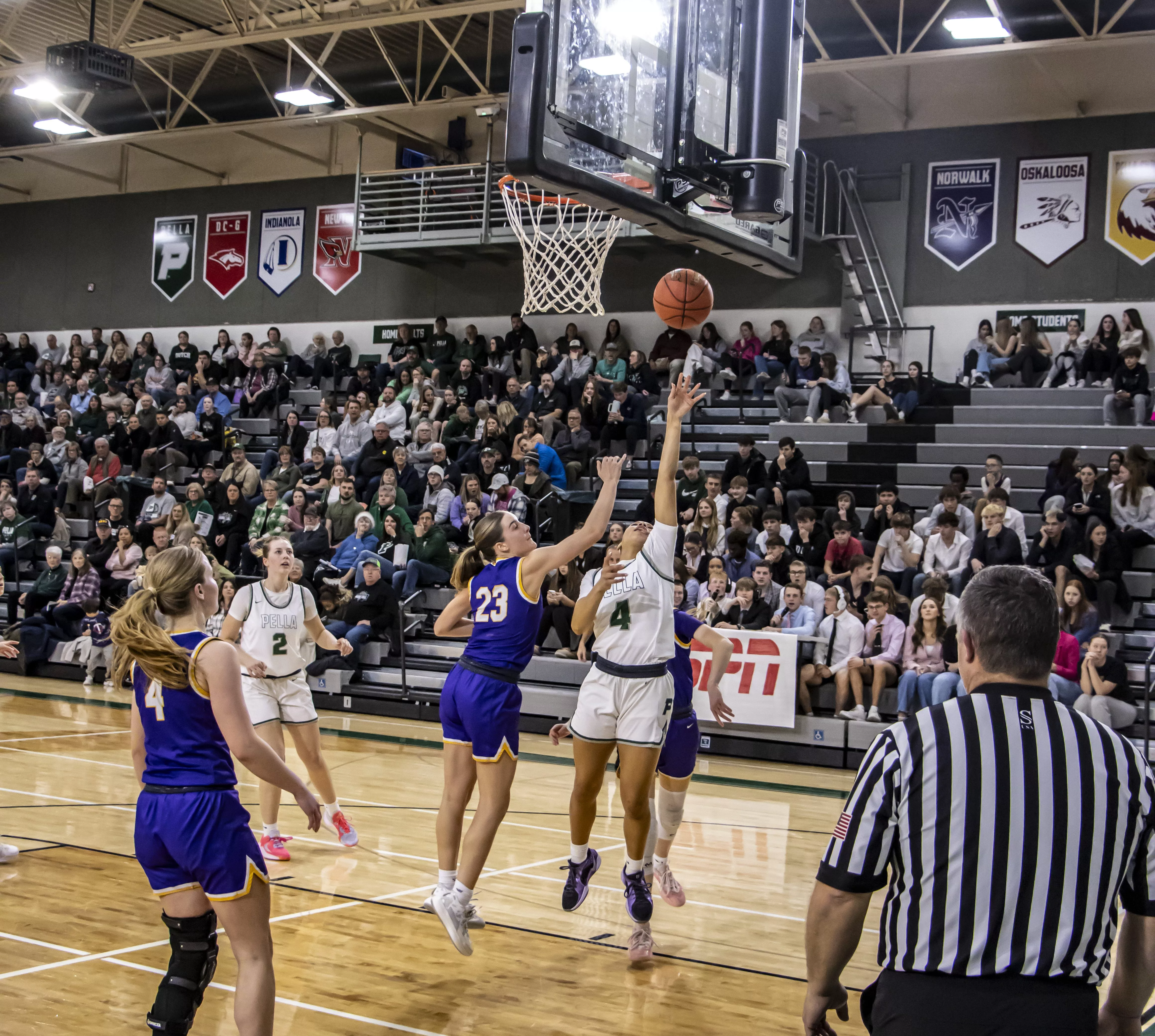 pella-basketball-senior-night-2025_011