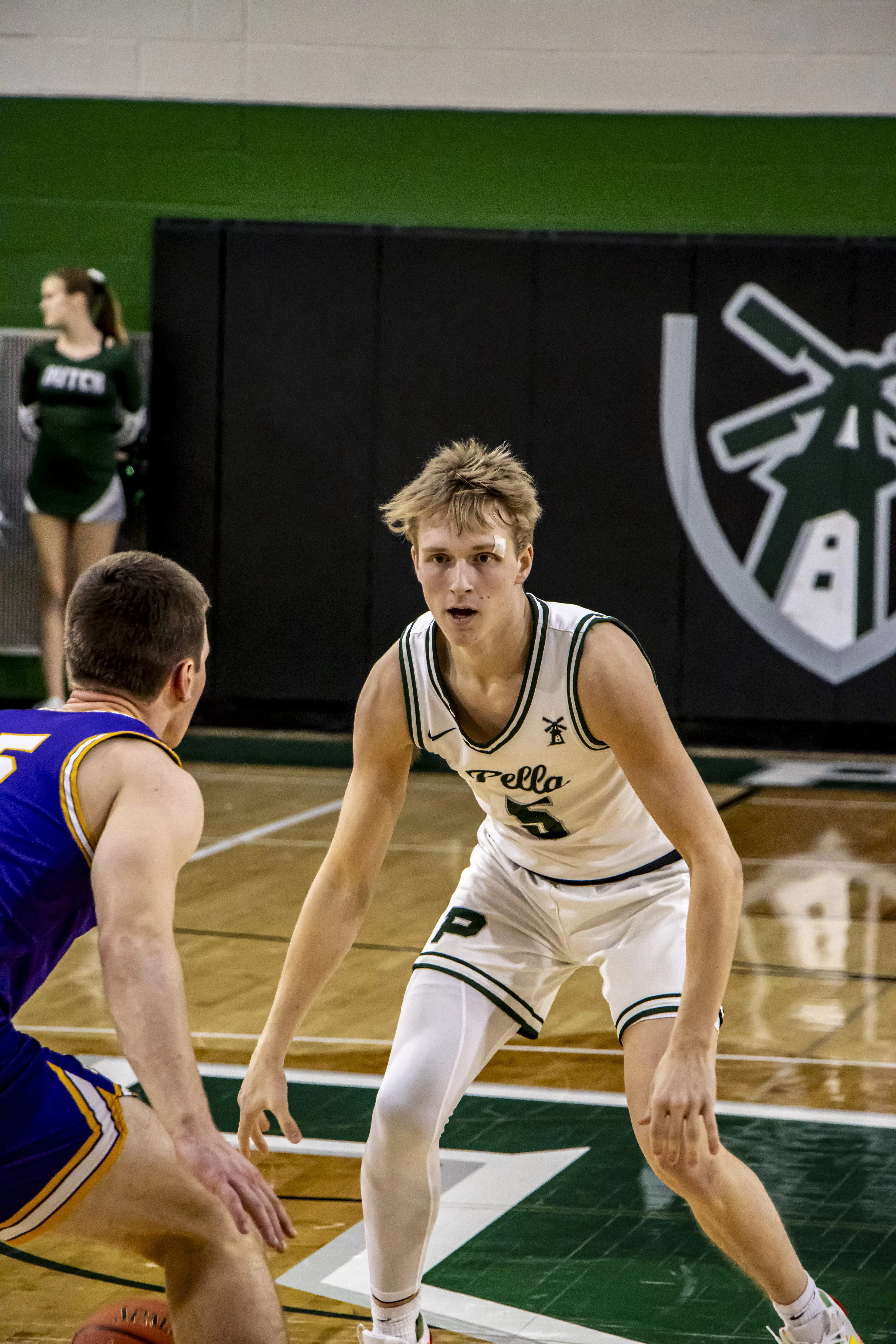 pella-basketball-senior-night-2025_057