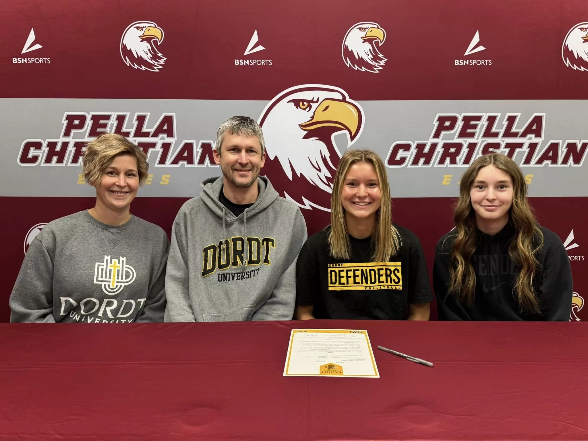 chloe-huisman-nli-signing