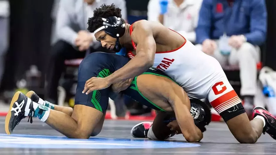 central-mens-wrestling-pierre-baldwin-5