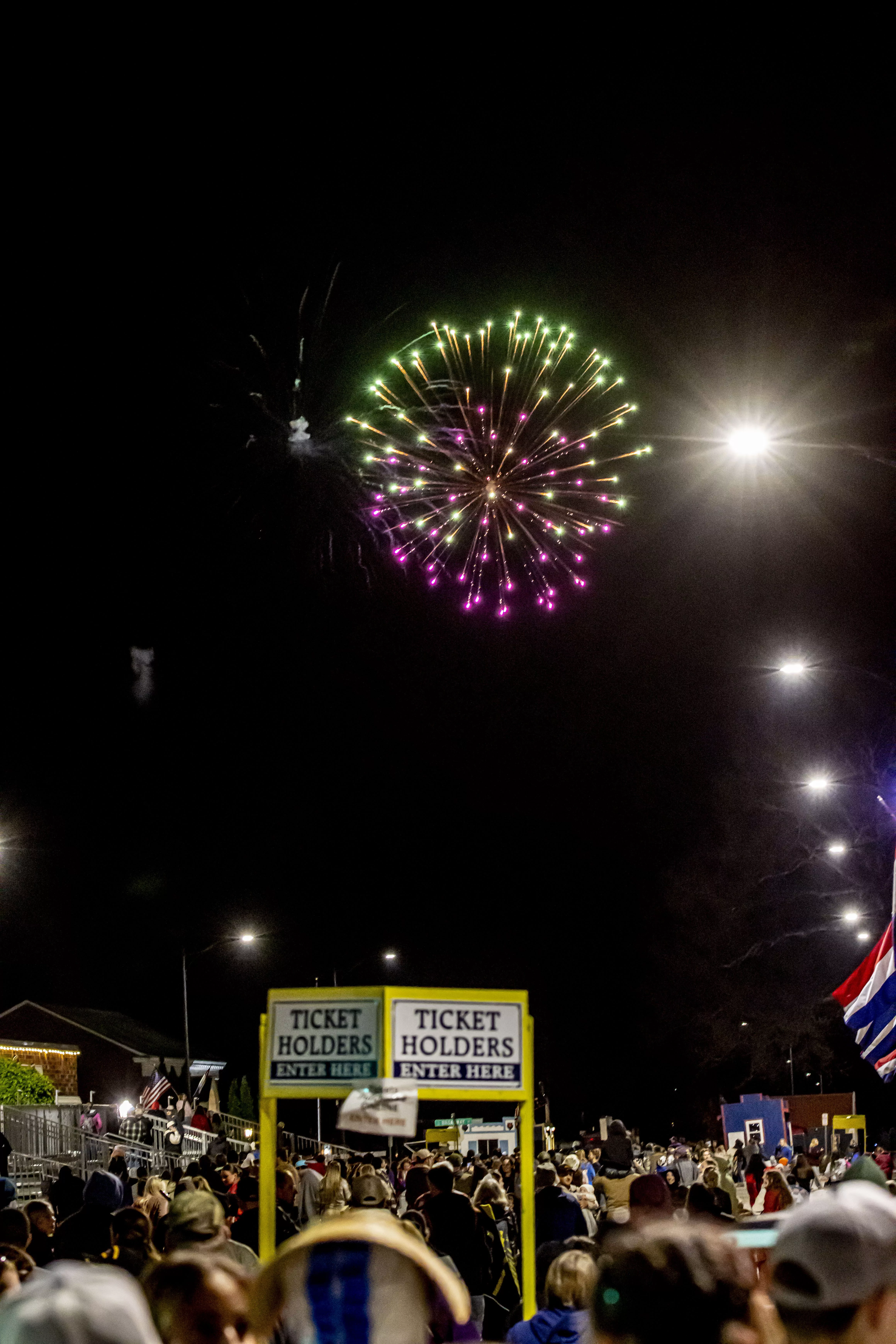 fireworks_192
