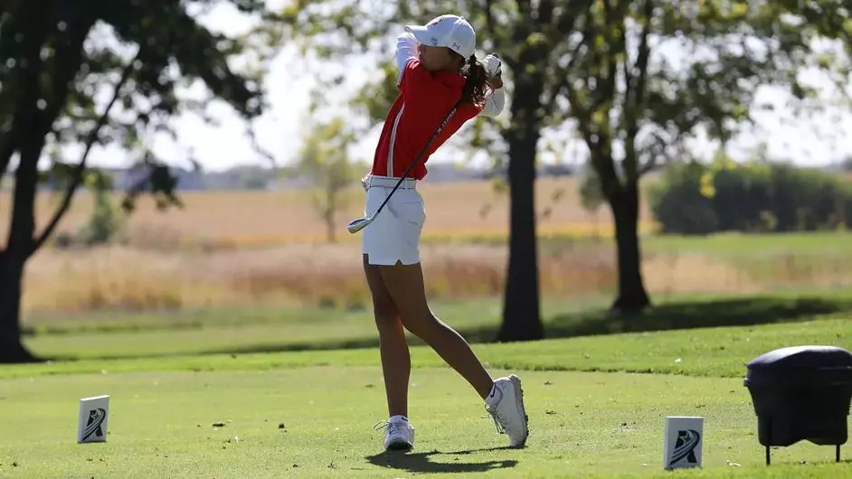 central-womens-golf-lydia-grond-4