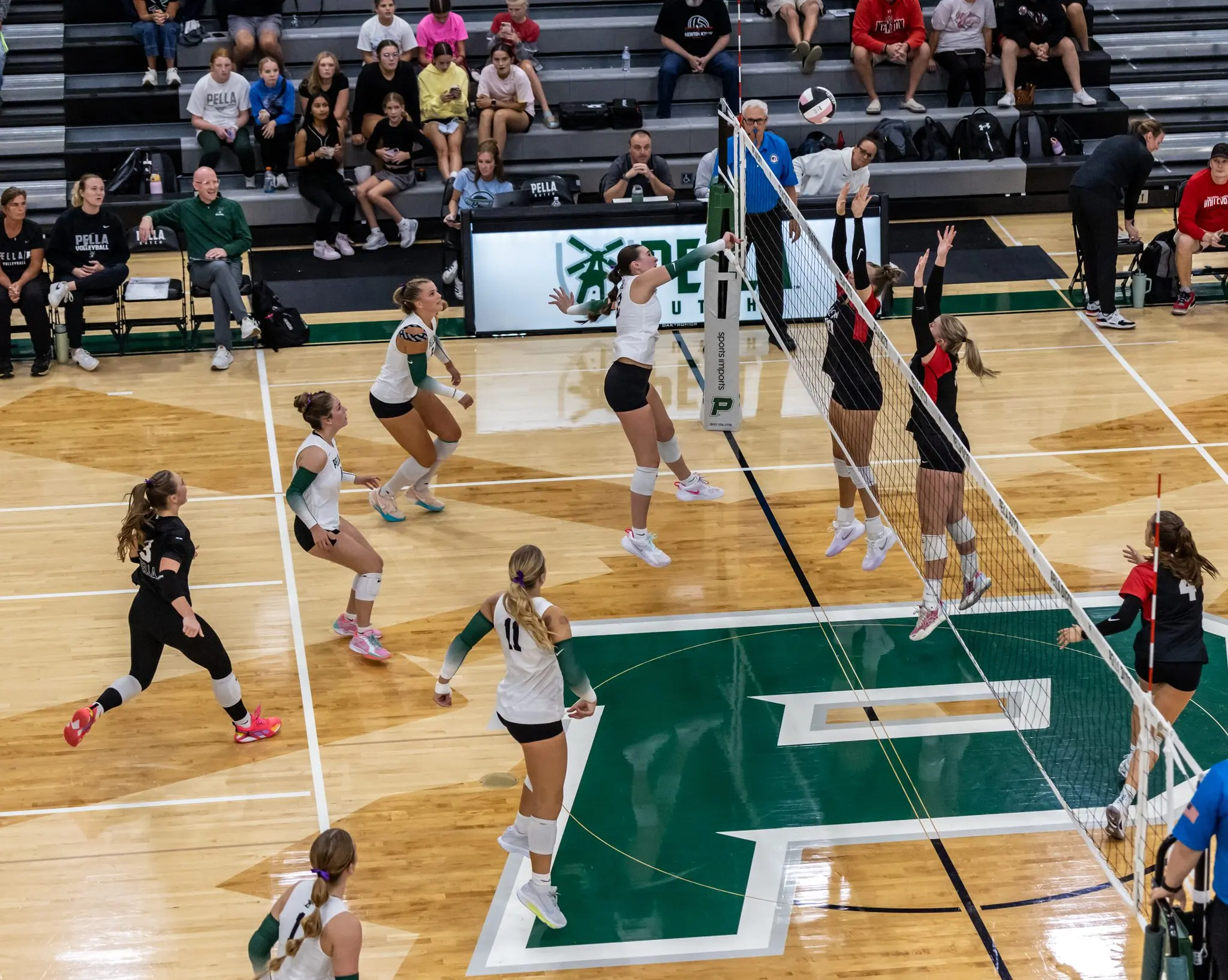 pella-volleyball-vs-newton-2025-20