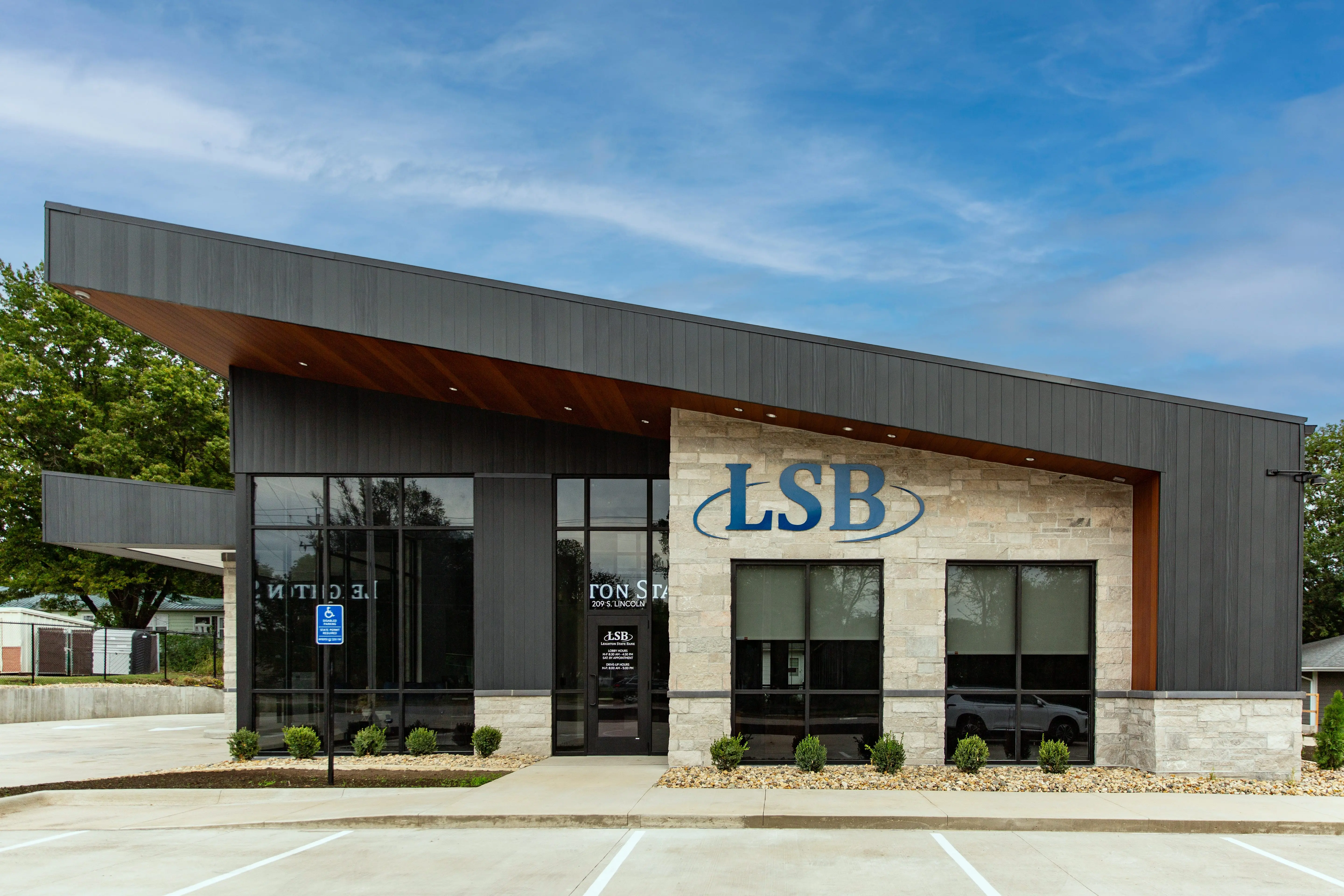 knoxville-exterior