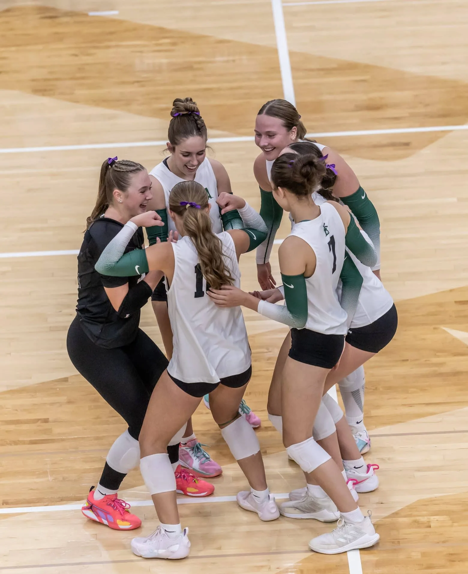 pella-volleyball-vs-newton-2025-33