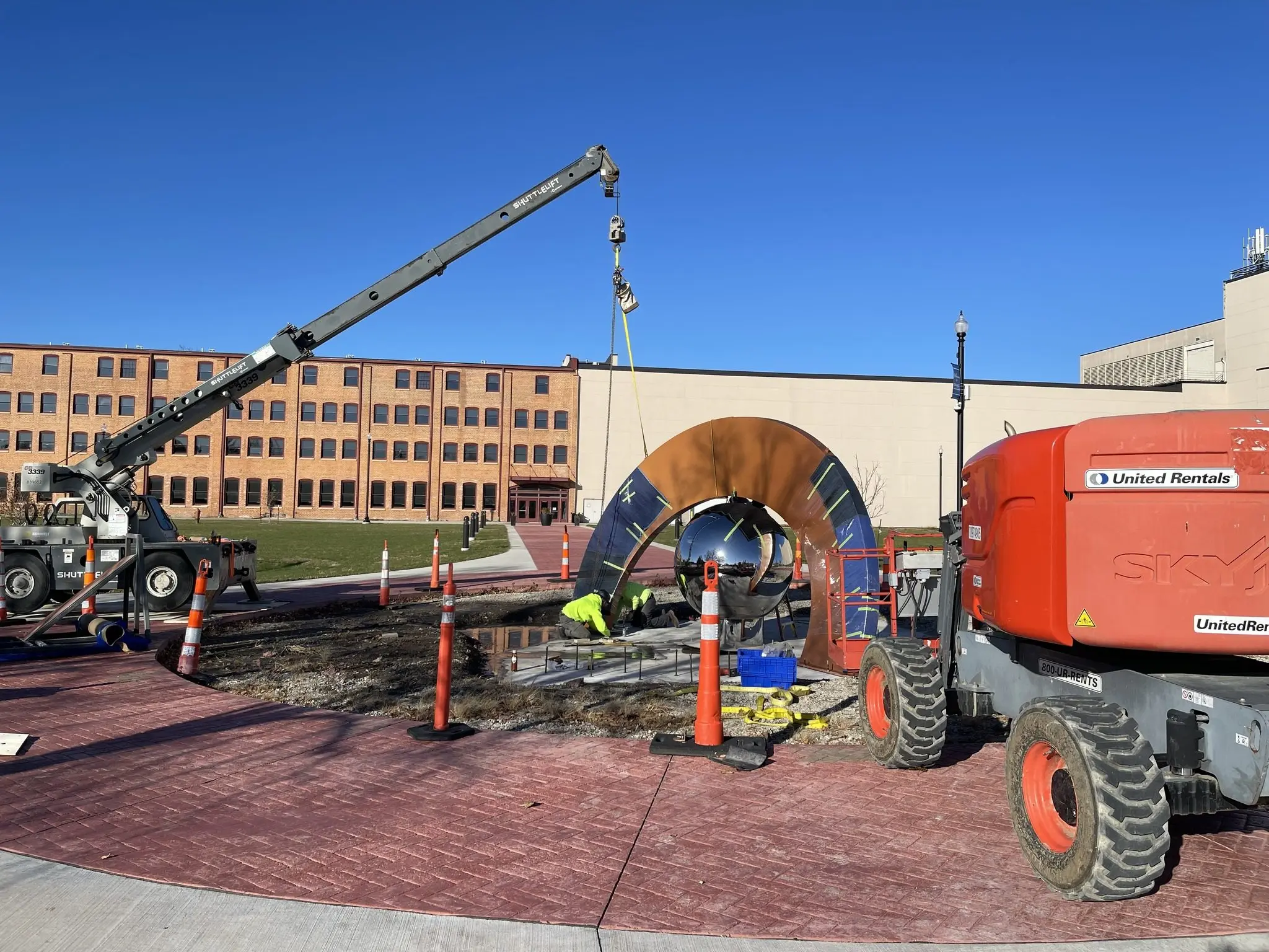 581147324_1344342110898994_654171202039363778_n