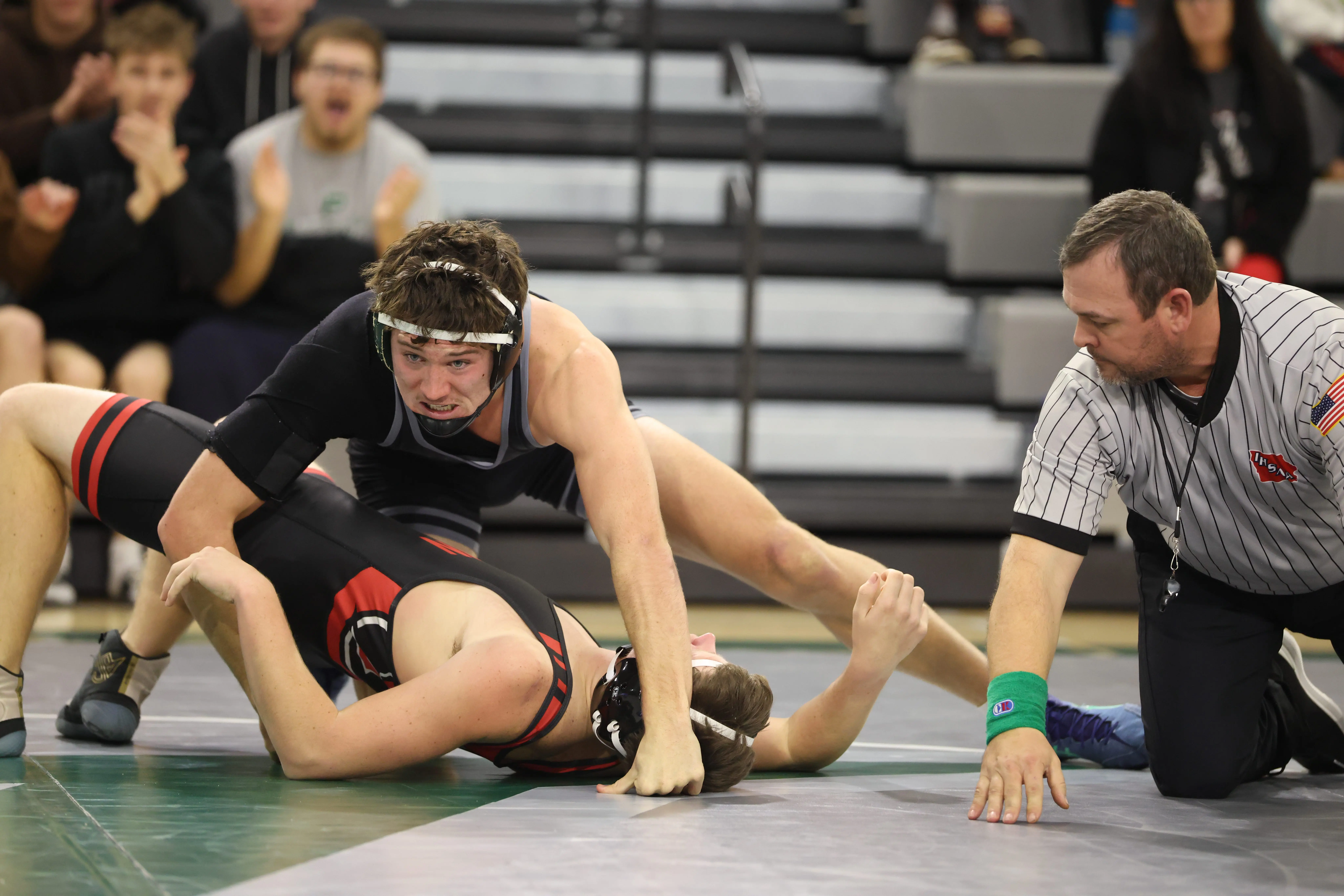 pella-vs-newton-boys-wrestling-69