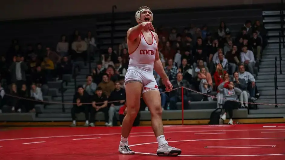 central-mens-wrestling-sam-west-4