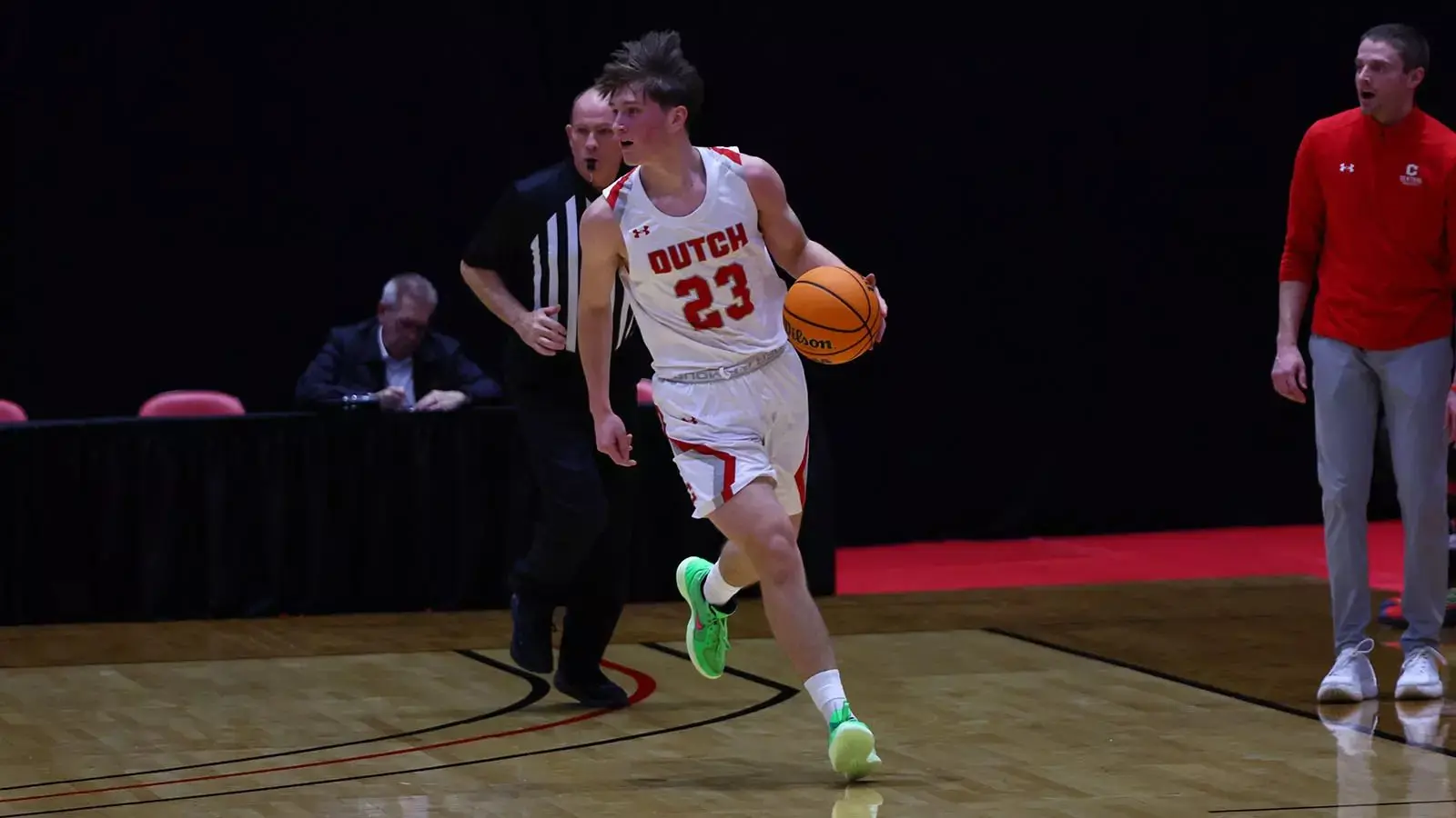 mens-basketball-bridgewater-state-university-bears-vs-central-college-dutch-3