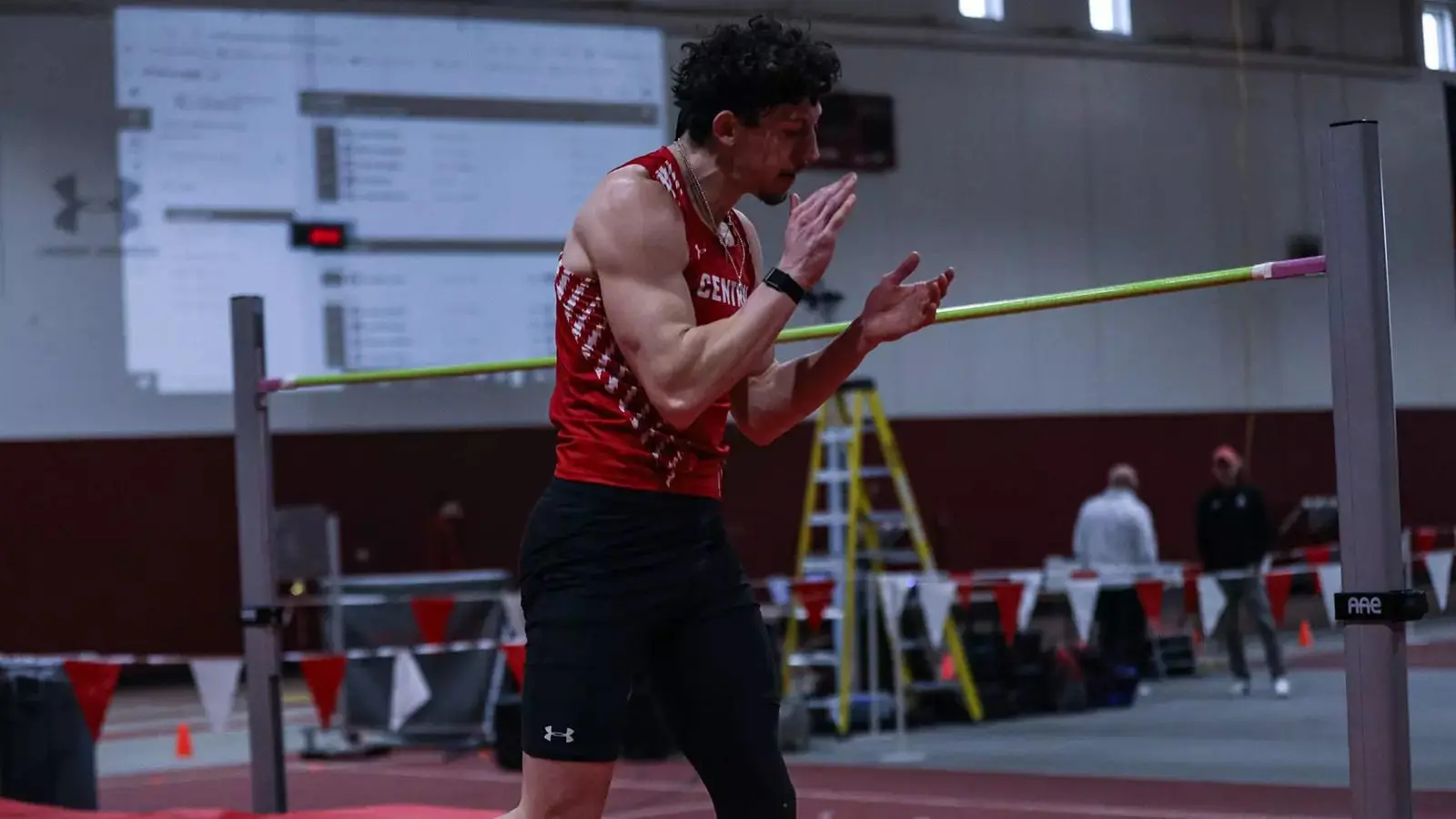 central-mens-track-gunner-meyer