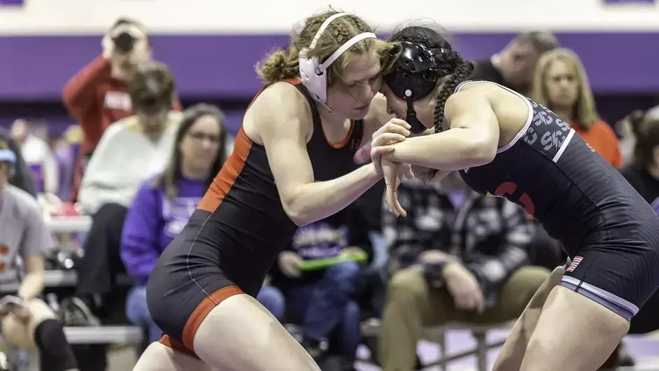 central-womens-wrestling-esther-belzer-3