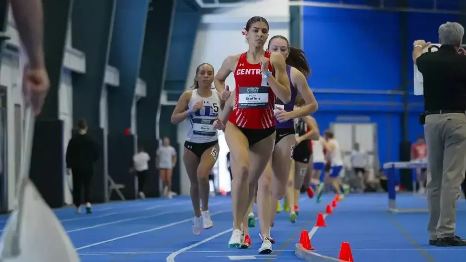 central-womens-track-peyton-steffen-2