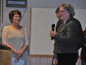 2014 ABC Winner Diane Wise (left) with 2015 ABC Winner Diane Blackmer (right)