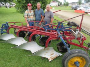 (L-R): Robert Huber, Roger Norgren and Steve King. Photo courtesy of Chuck Offenburger