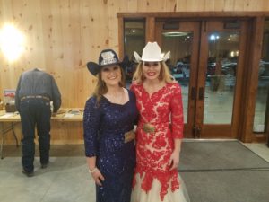 Miss Rodeo Iowa 2017 Logan Kinyon (left), and 2018 Jenna Kool (right)