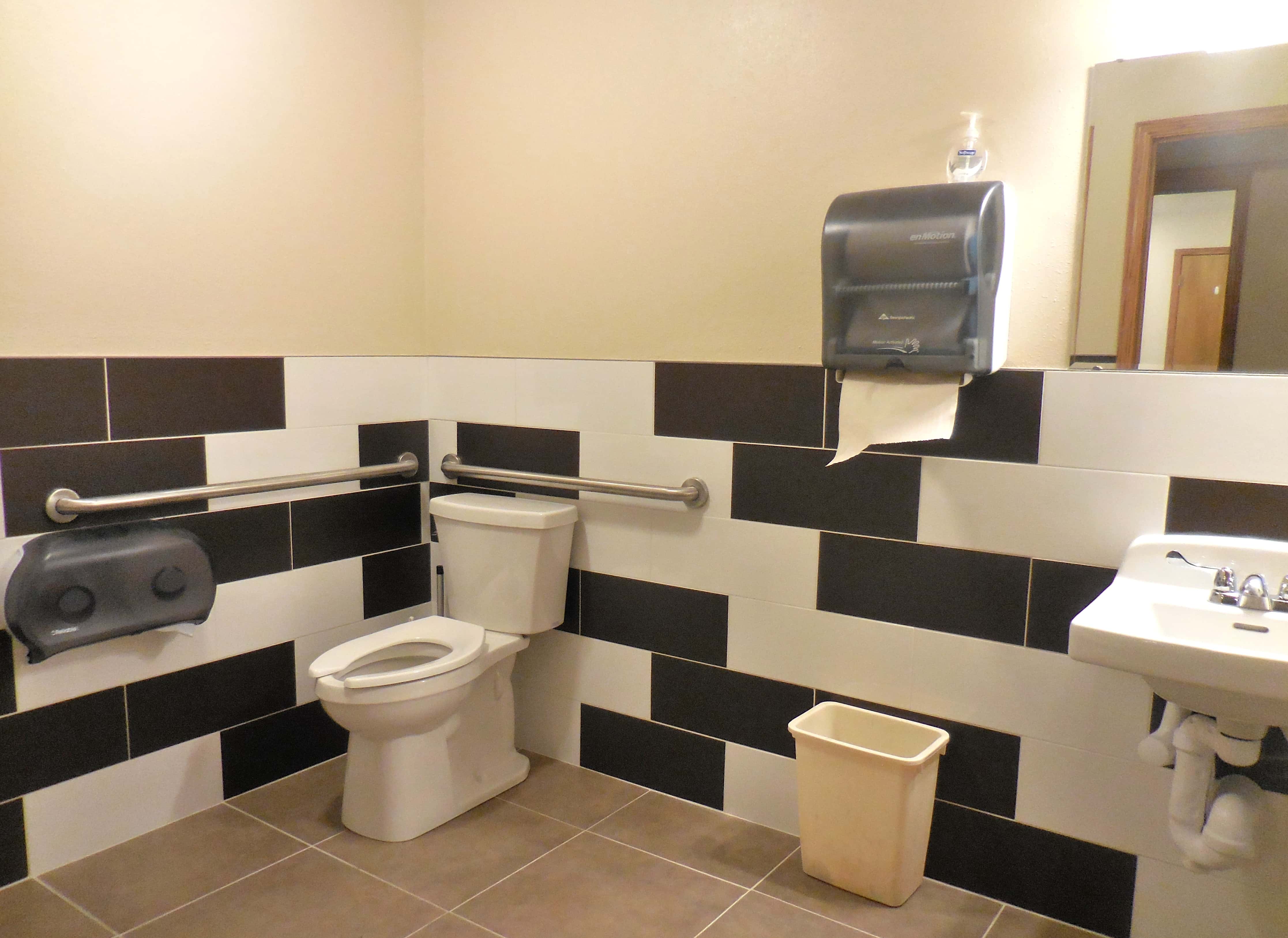 sierra-theatre-updated-restroom-pic-2