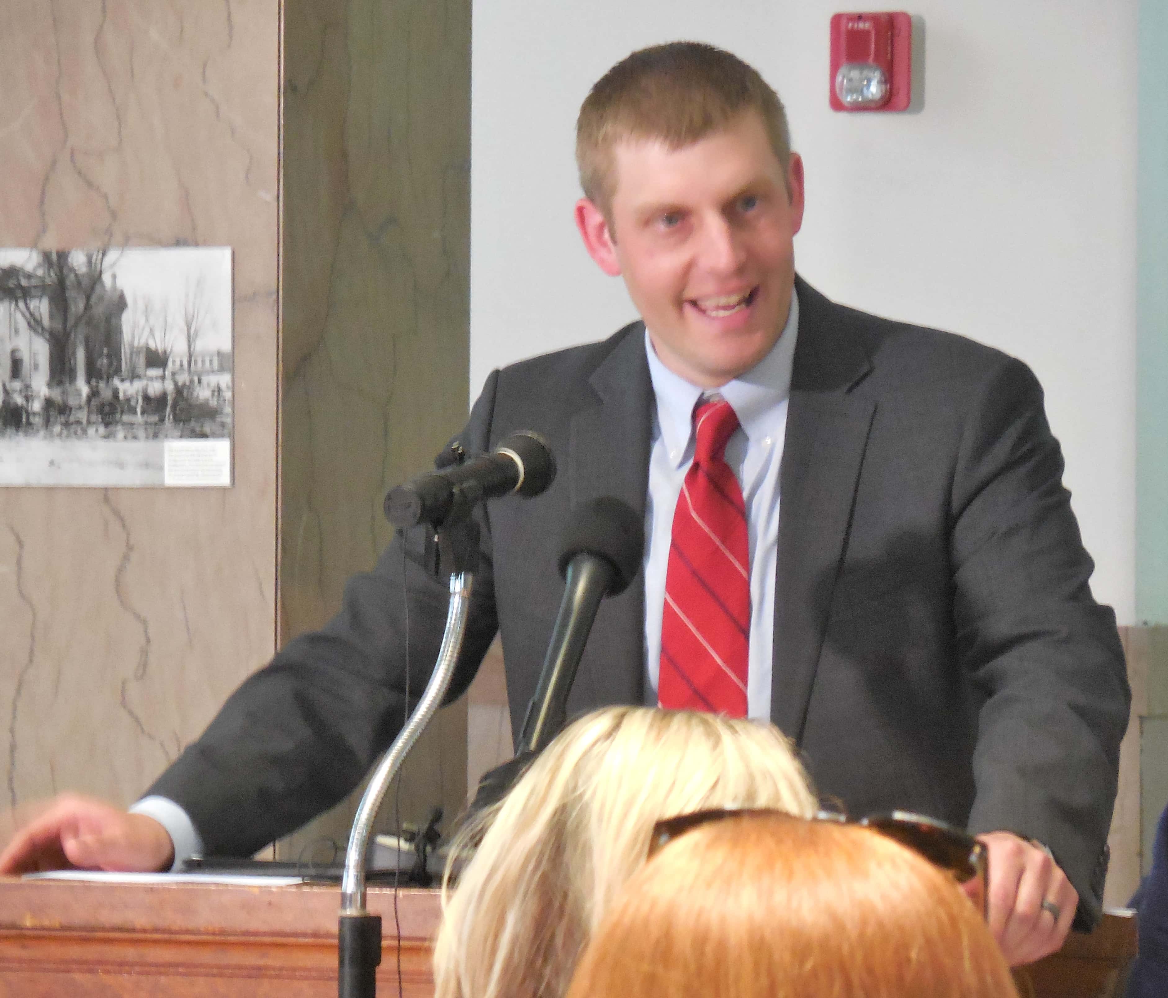 Chris-Deal | Raccoon Valley Radio - The One to Count On