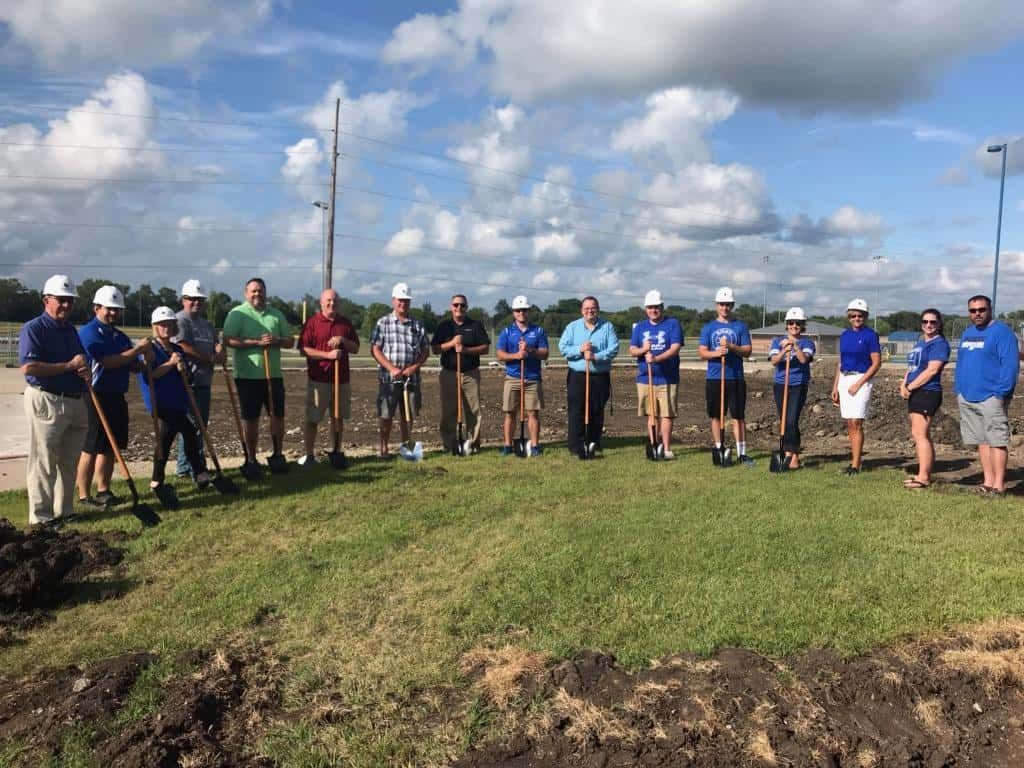 phs-ind-techwrestling-groundbreaking