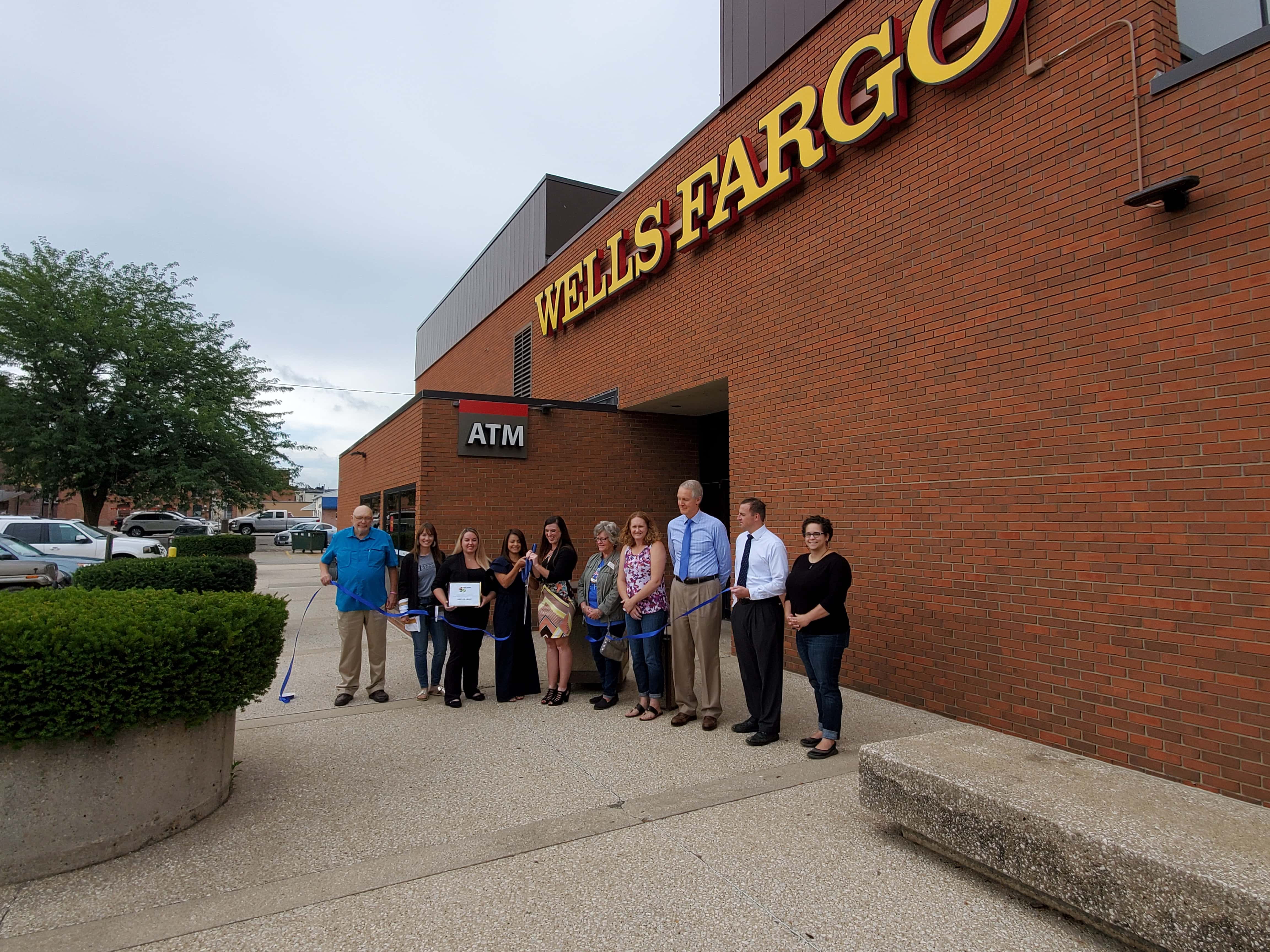 wells-fargo-ribbon-cutting-8-16-19-1