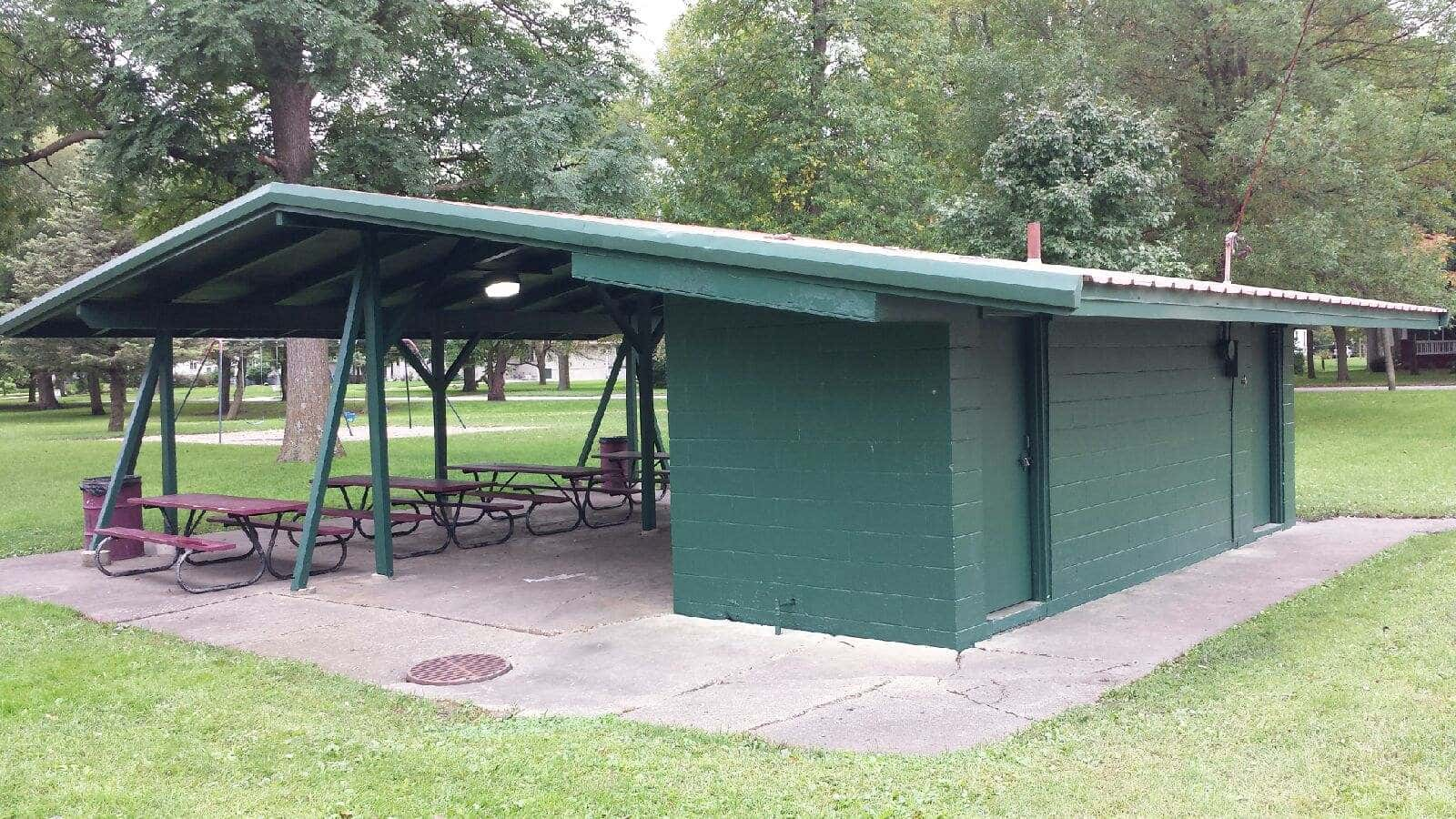 finished-east-side-of-kelso-park-shelter-1