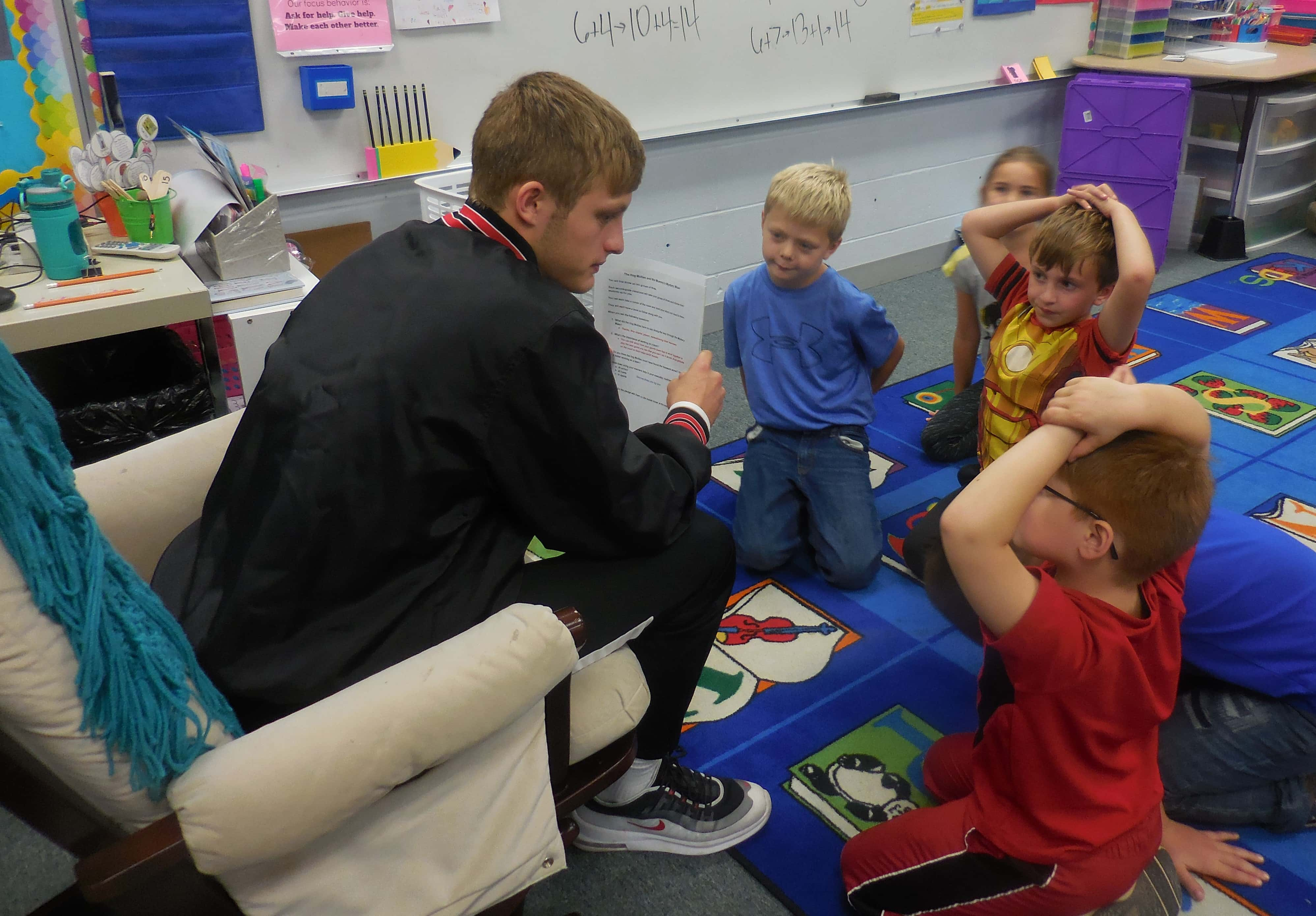 gchs-reading-to-2nd-graders-pic-1