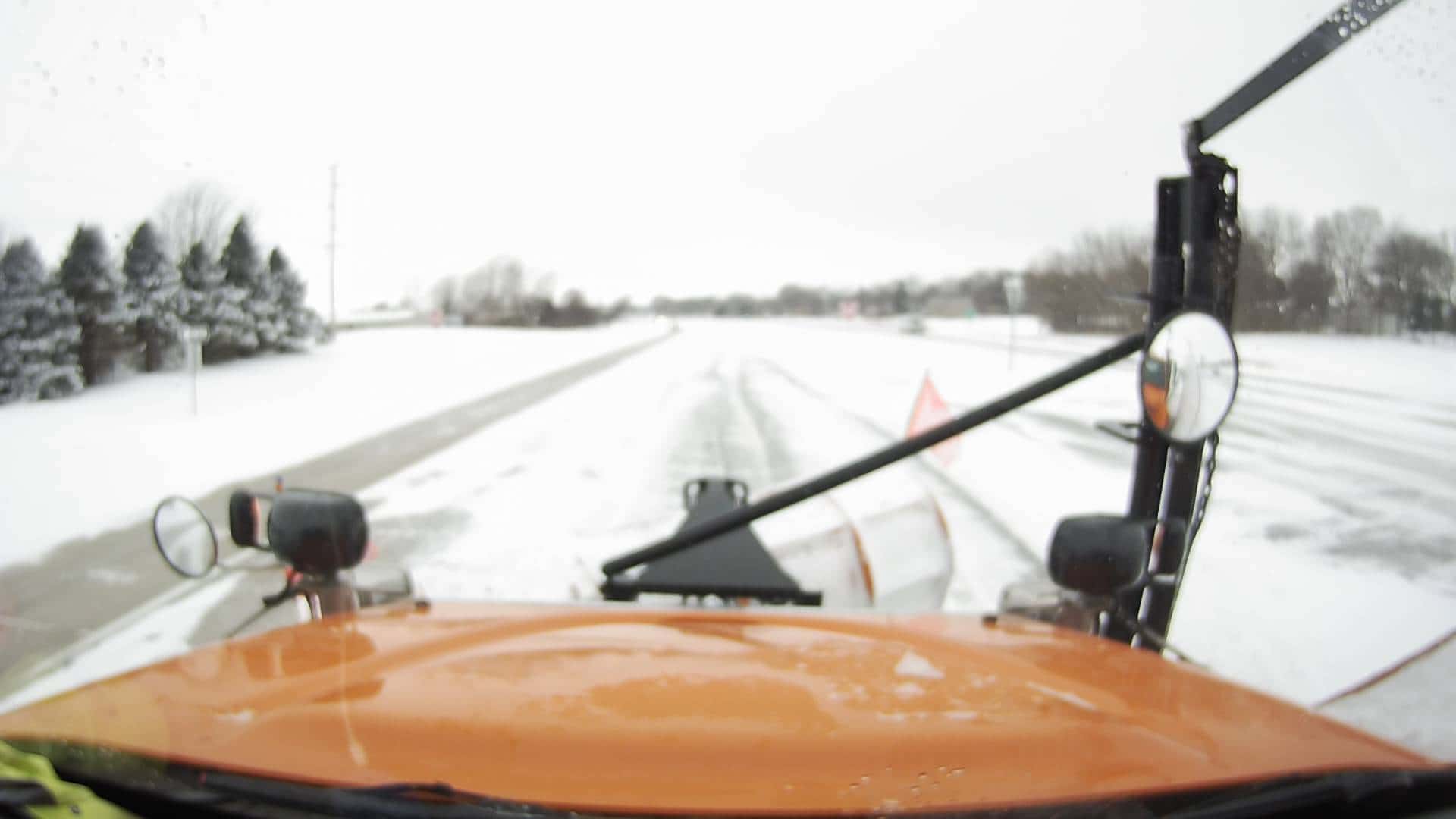 dot-plow-on-hwy-141-near-perry