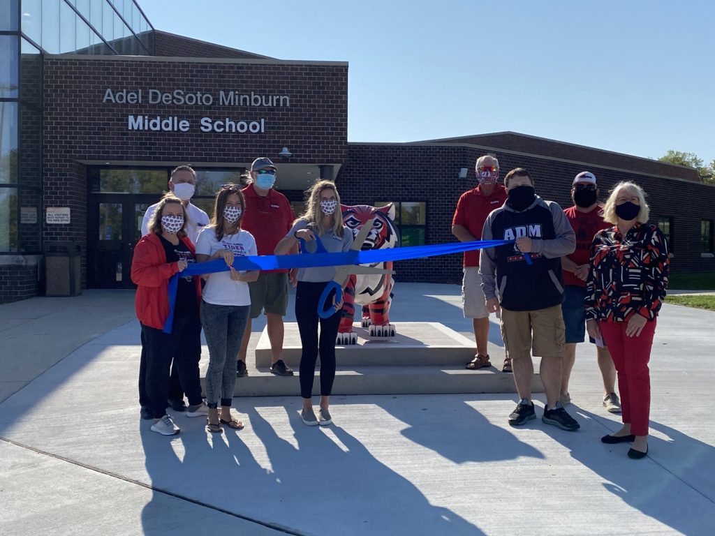 Adel-DeSoto-Minburn Unveils New Tiger Statue | Raccoon Valley Radio