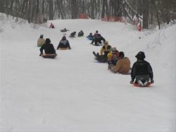 sledding-at-seven-hills-park