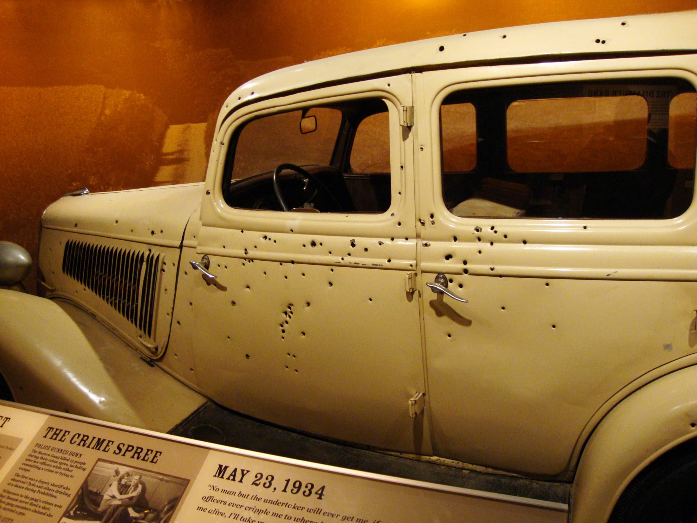 bonnie and clyde death car