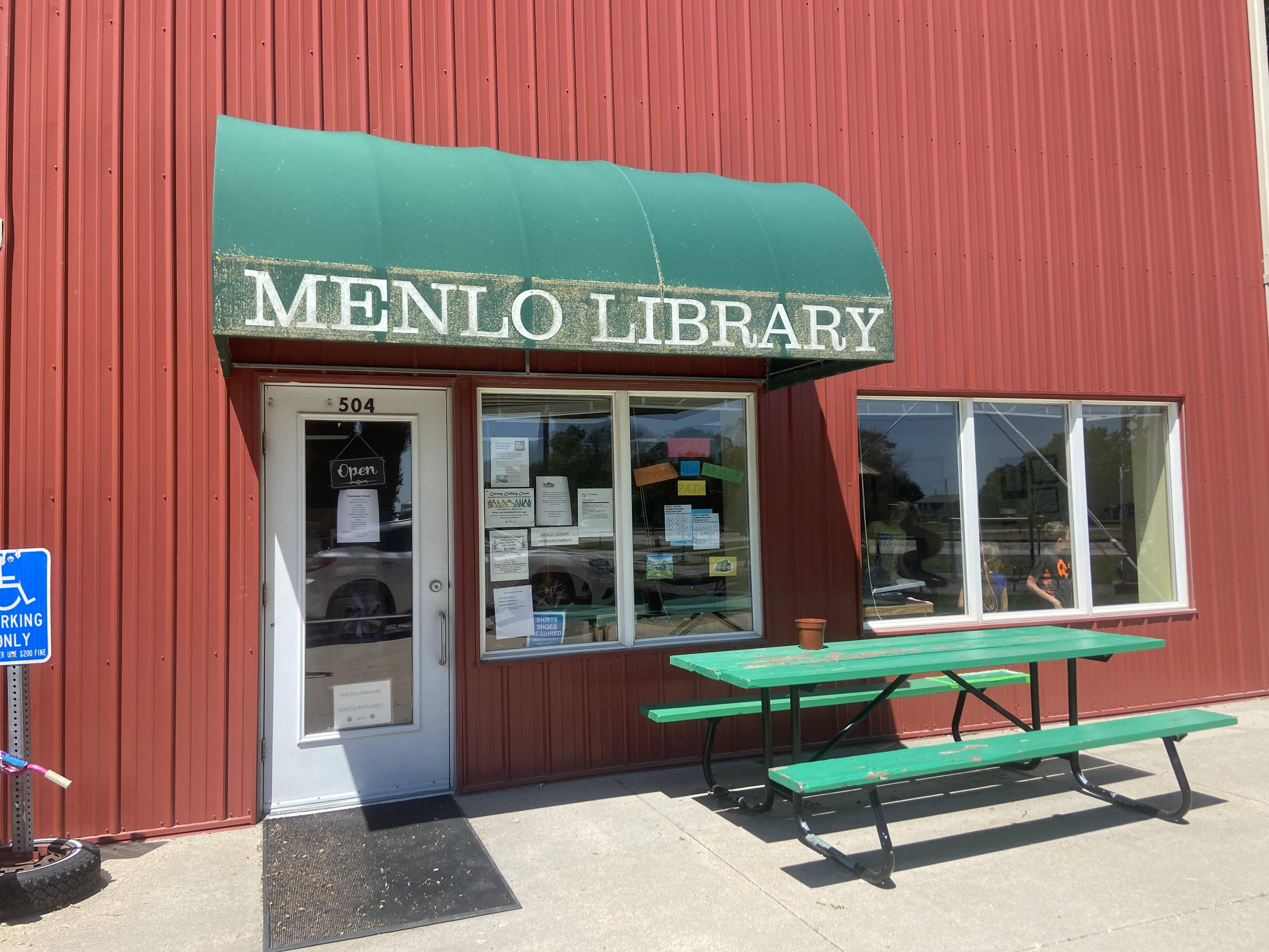 menlo