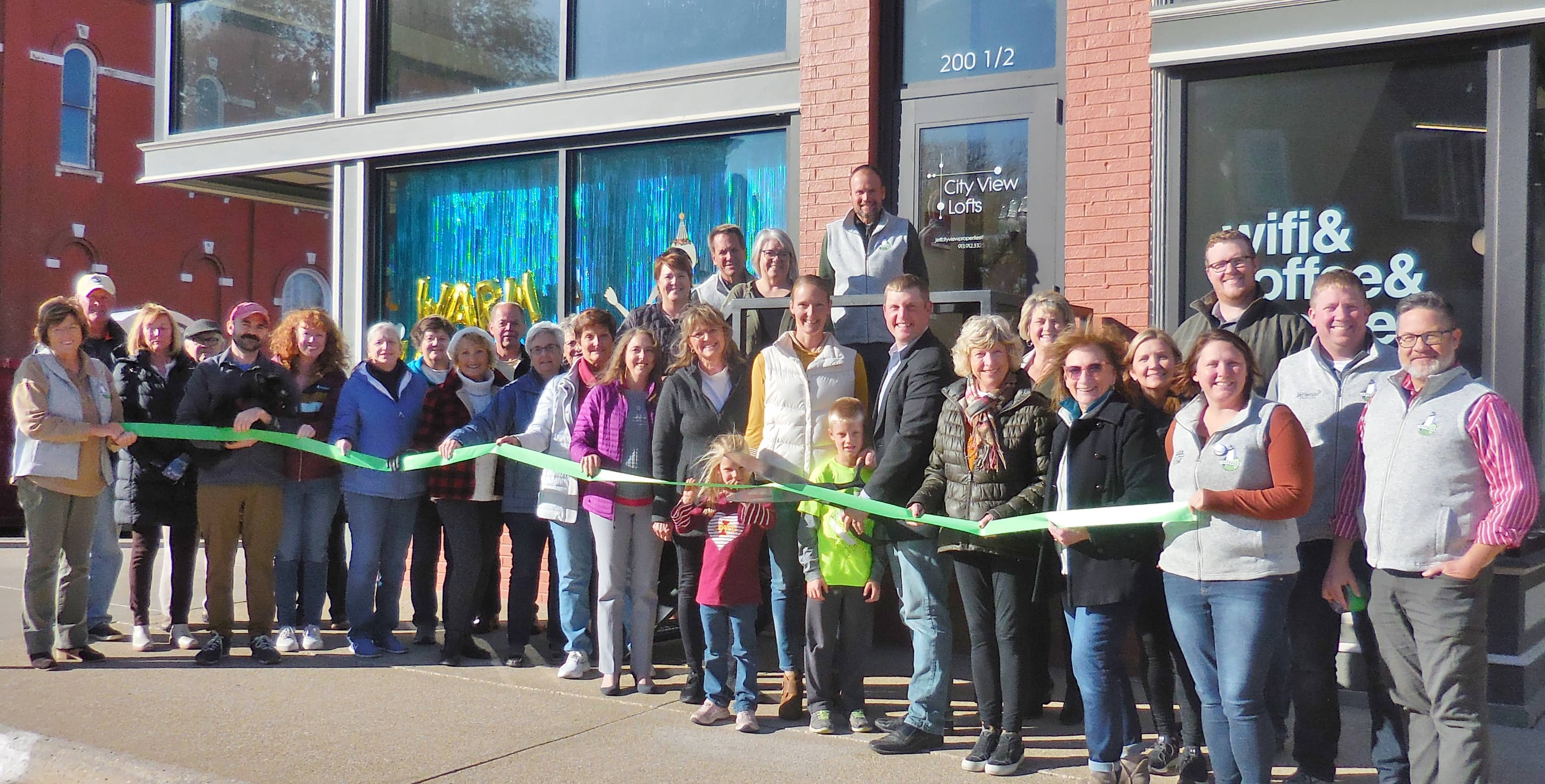 city-view-lofts-ribbon-cutting