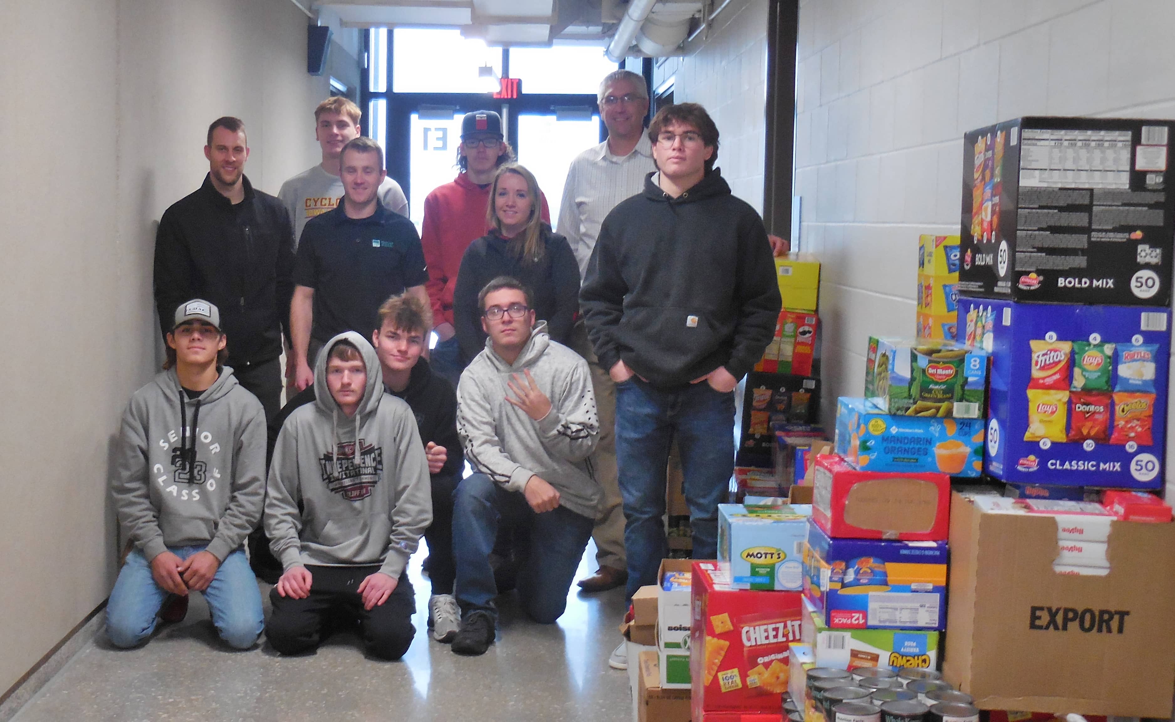 heartland-bank-food-donations