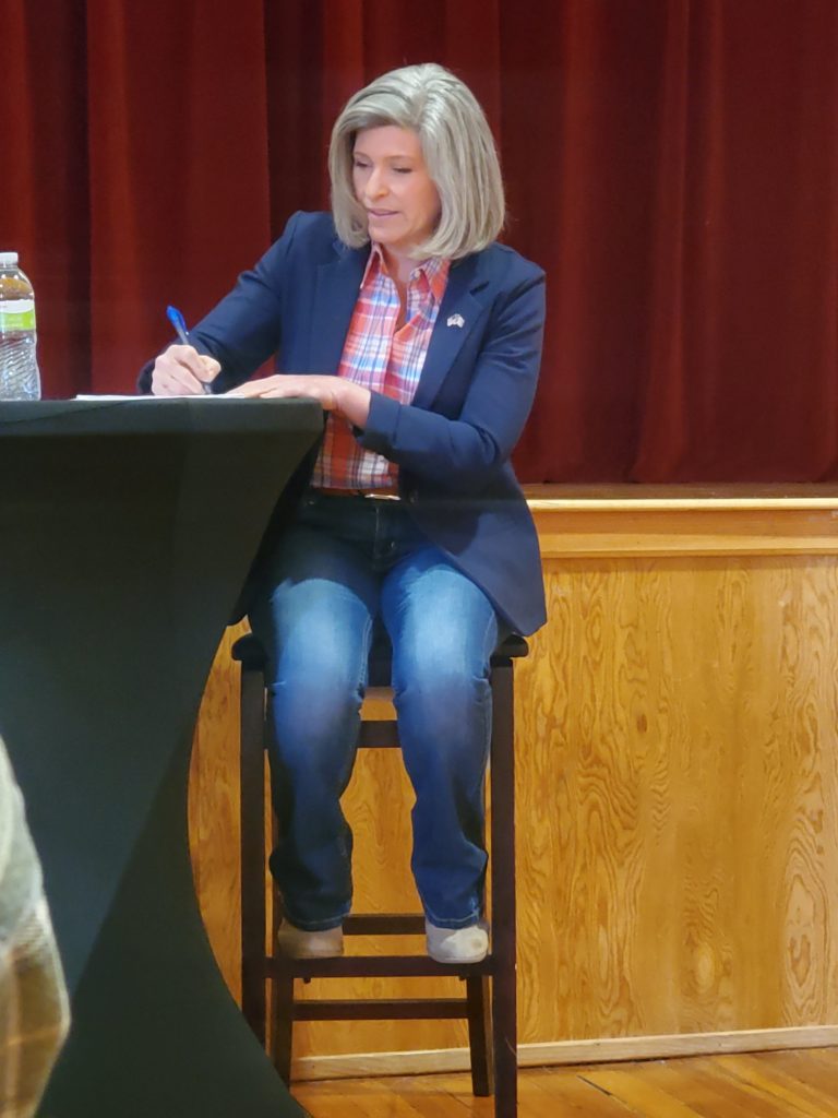 Joni Ernst Holds Town Hall Talk at Warren Cultural Center | Raccoon ...