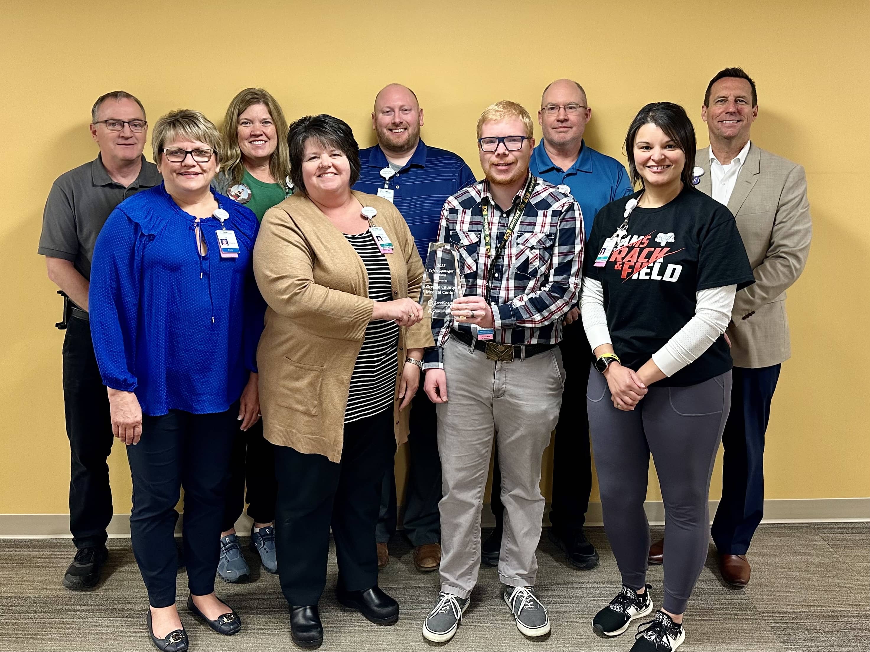 safety-committee-w-safety-award