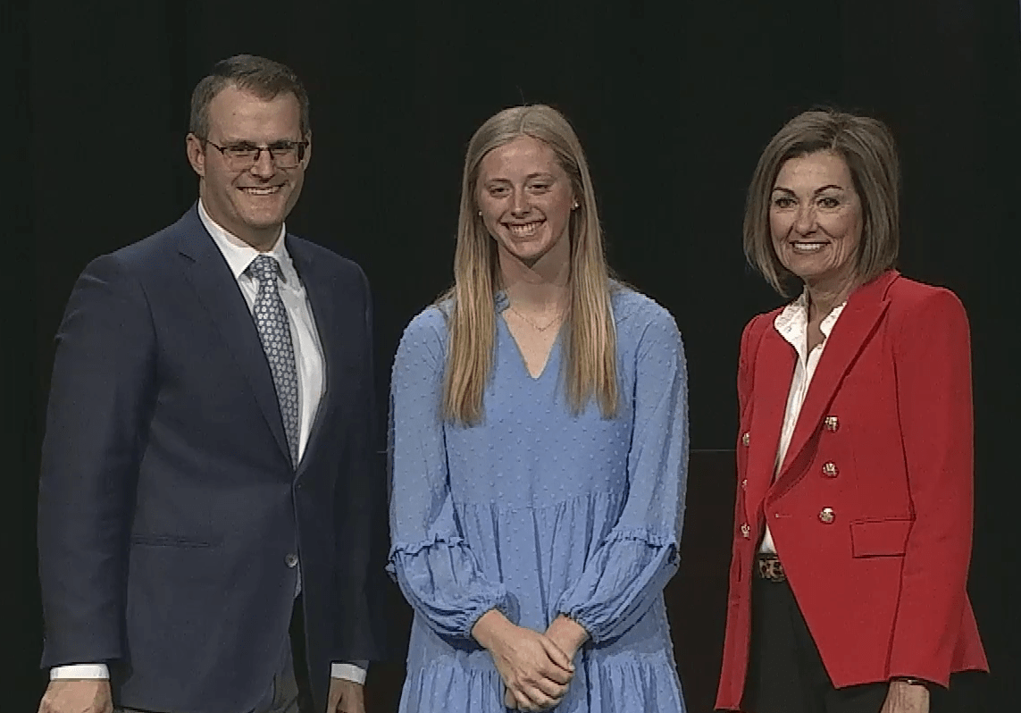 Perry's Lydia Olejniczak and ADM's Kelsey Dalen Earn 2023 Iowa Governor