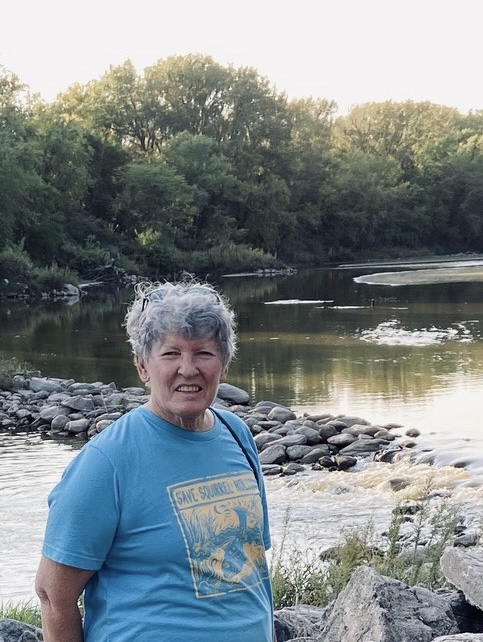 rriver-chc-save-squirrel-hollow-tee