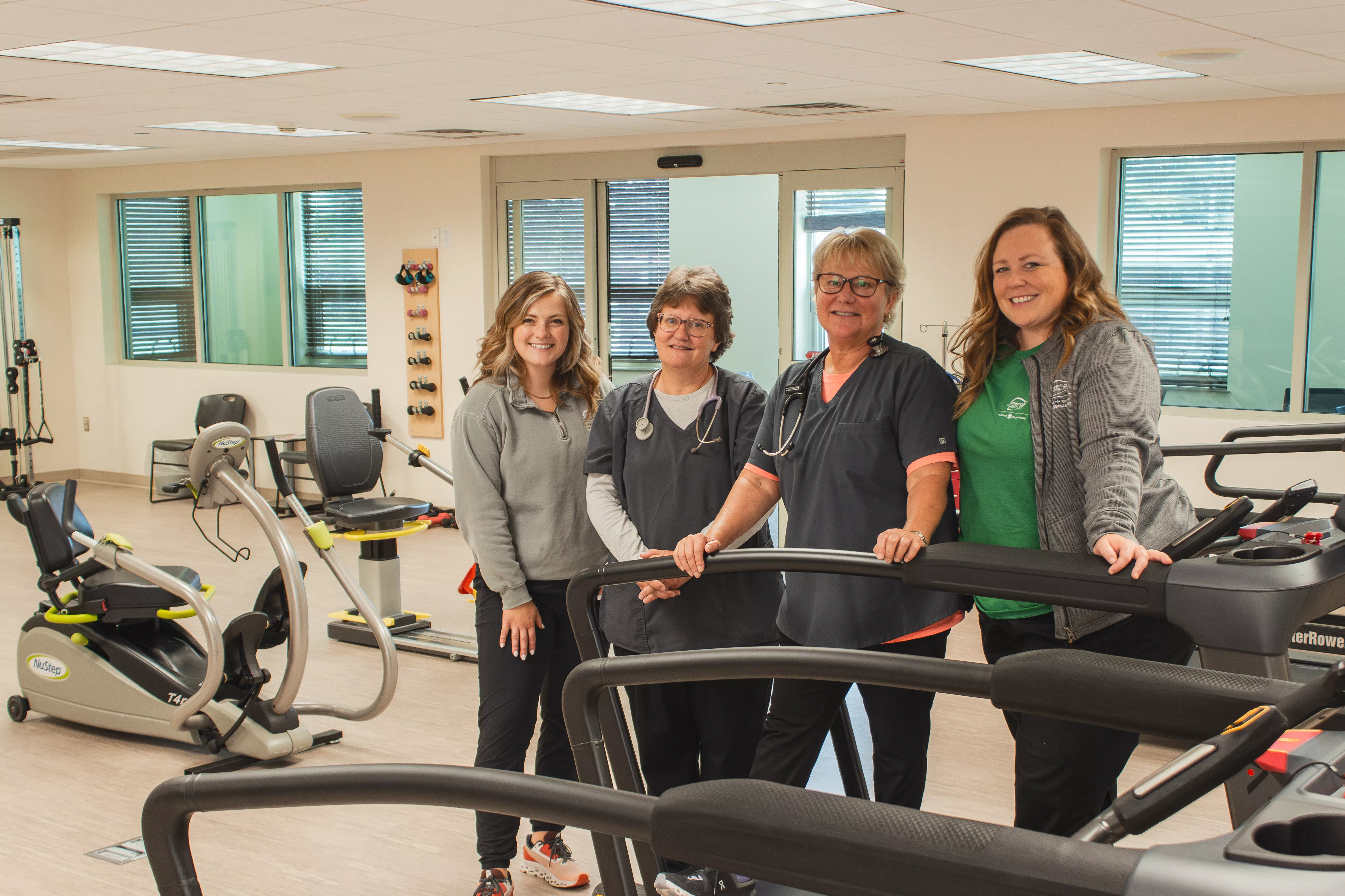 cardiac-pulmonary-rehab-team-photo