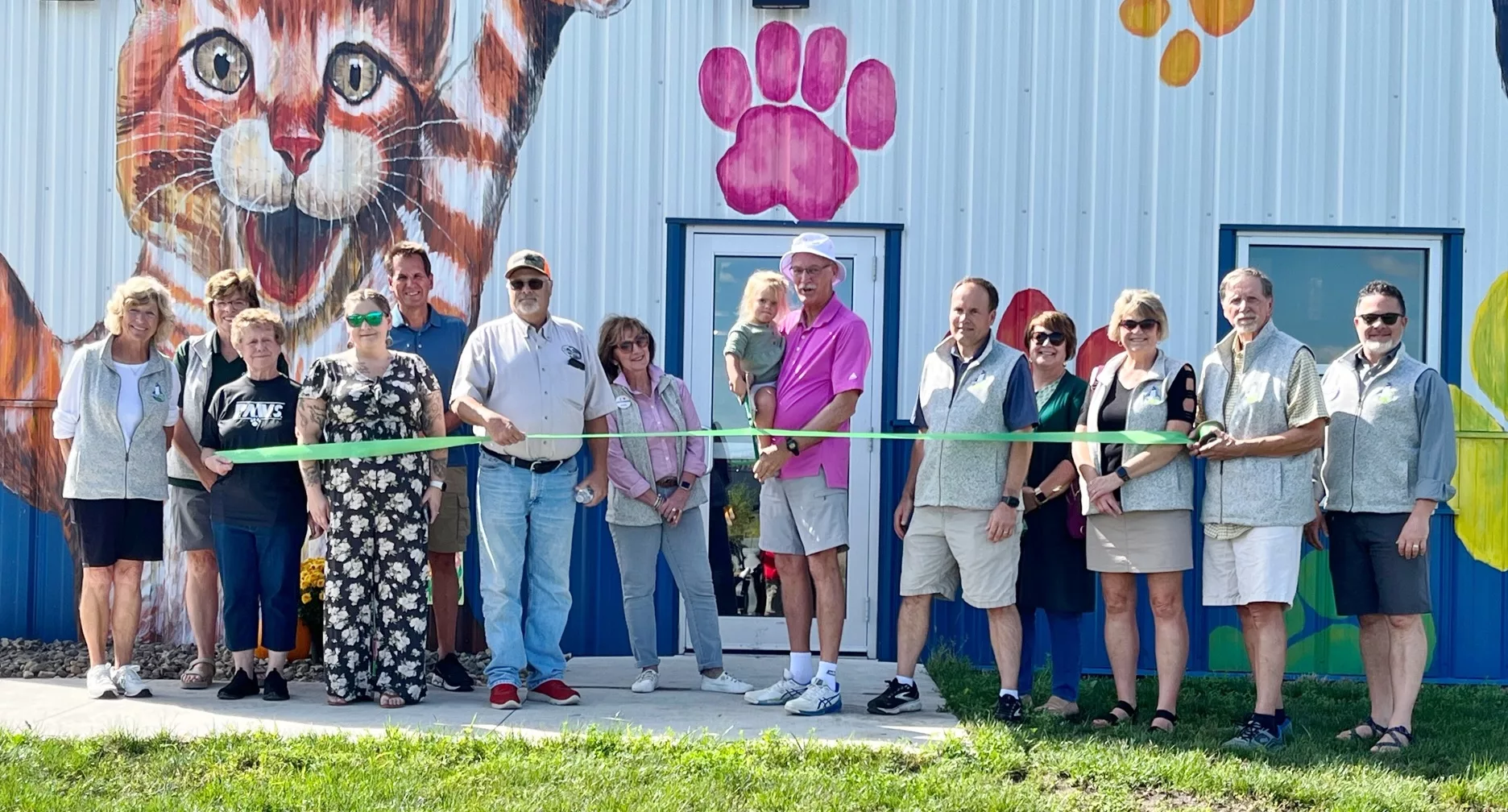 animal-shelter-ribbon-cutting